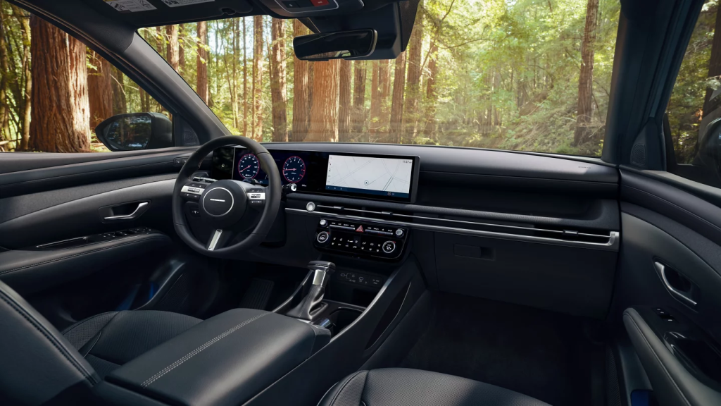 Interior of the Hyundai Santa Cruz