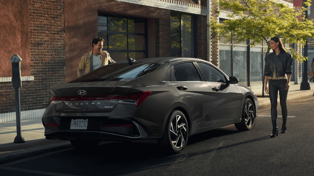 Hyundai Elantra Hybrid