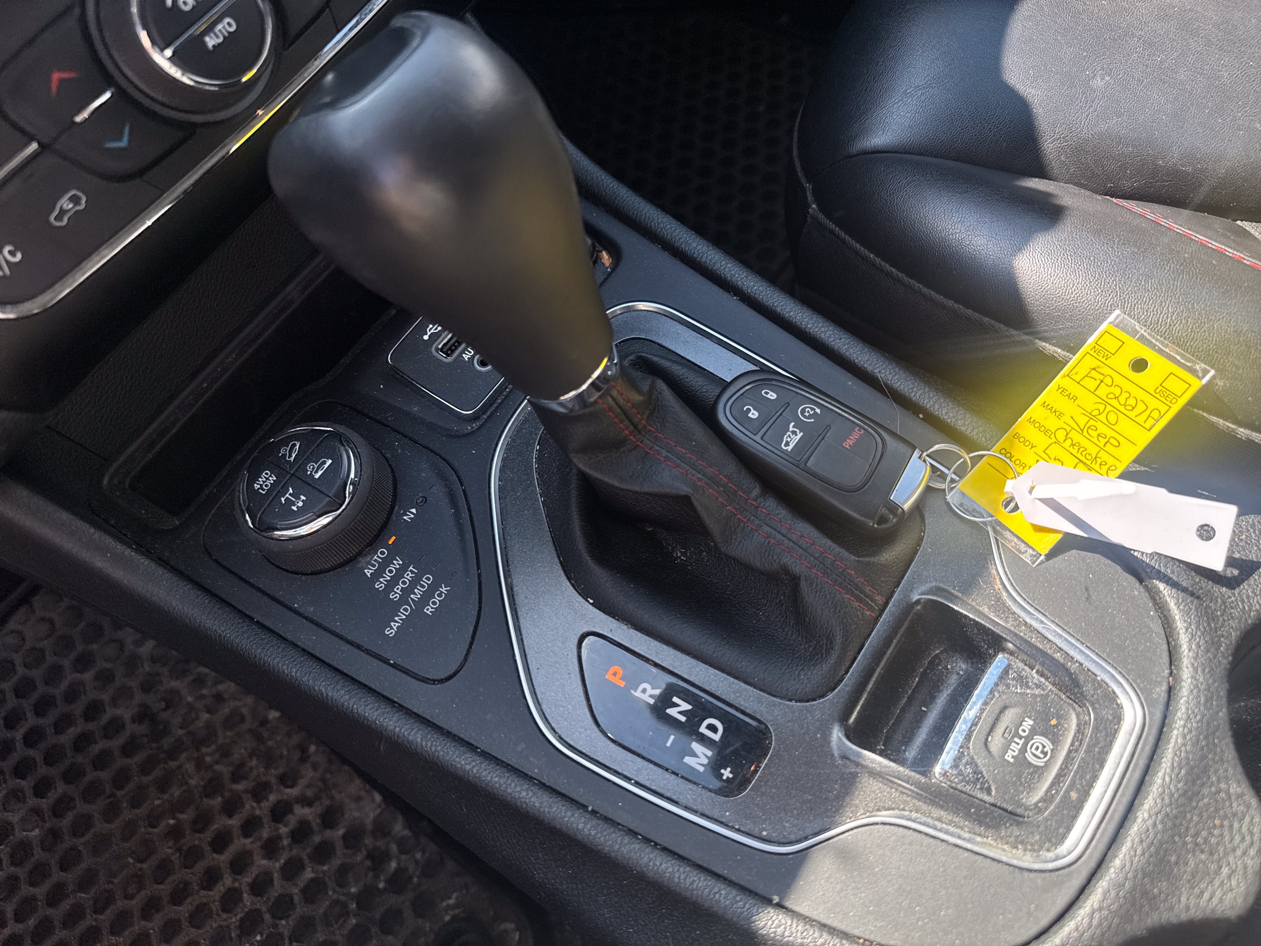 2020 Jeep Cherokee Trailhawk