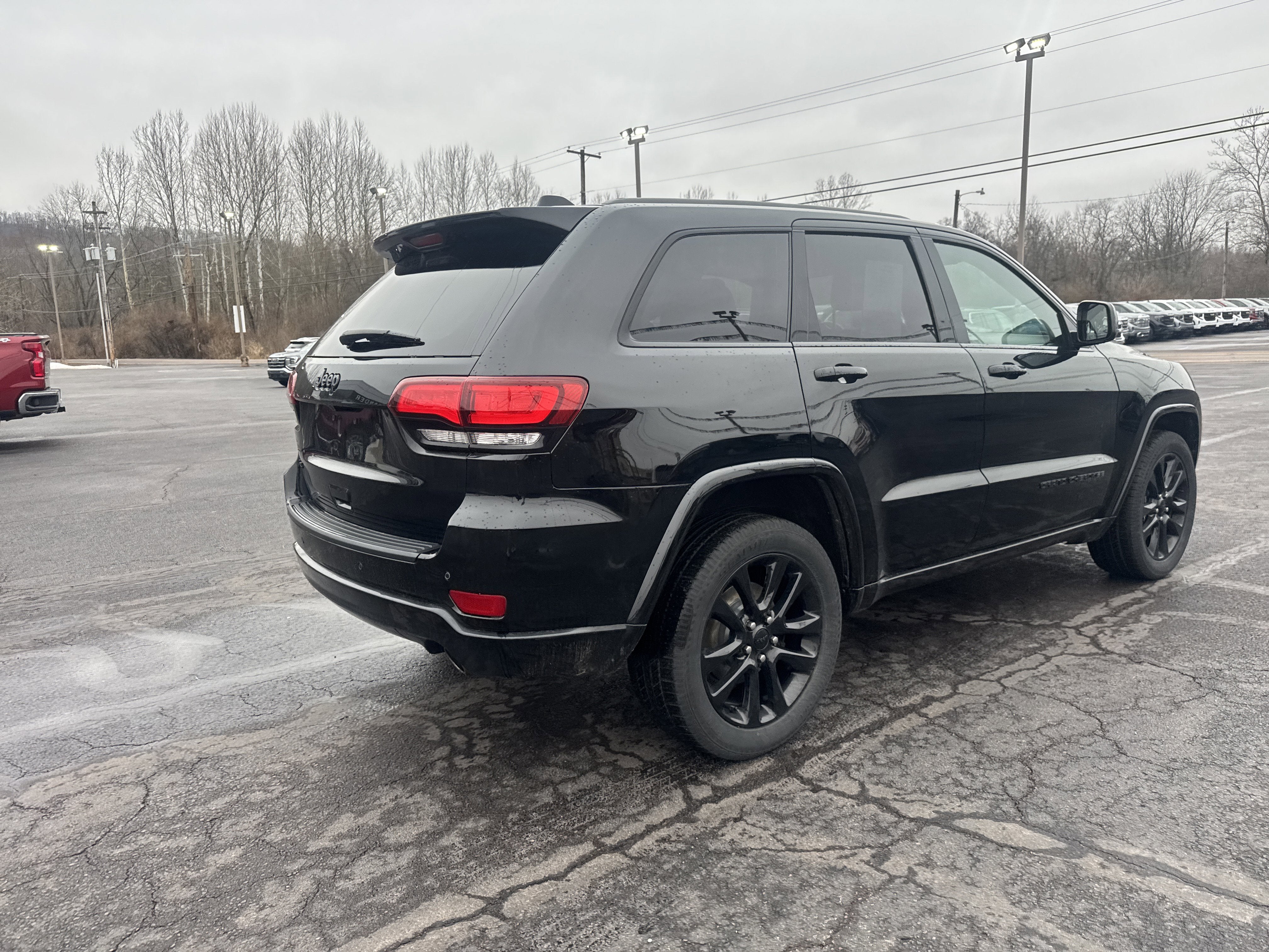 2019 Jeep Grand Cherokee Altitude