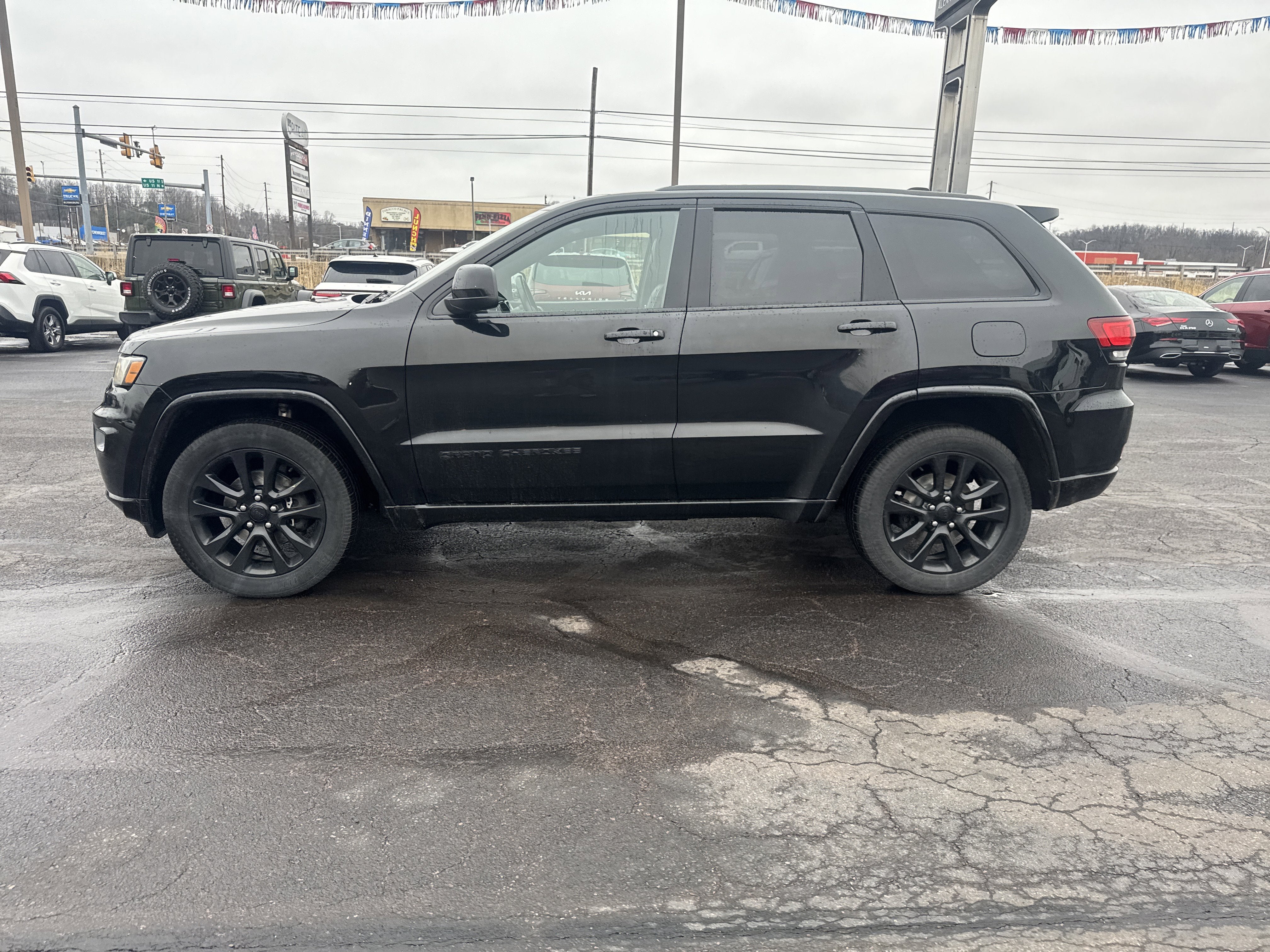 2019 Jeep Grand Cherokee Altitude