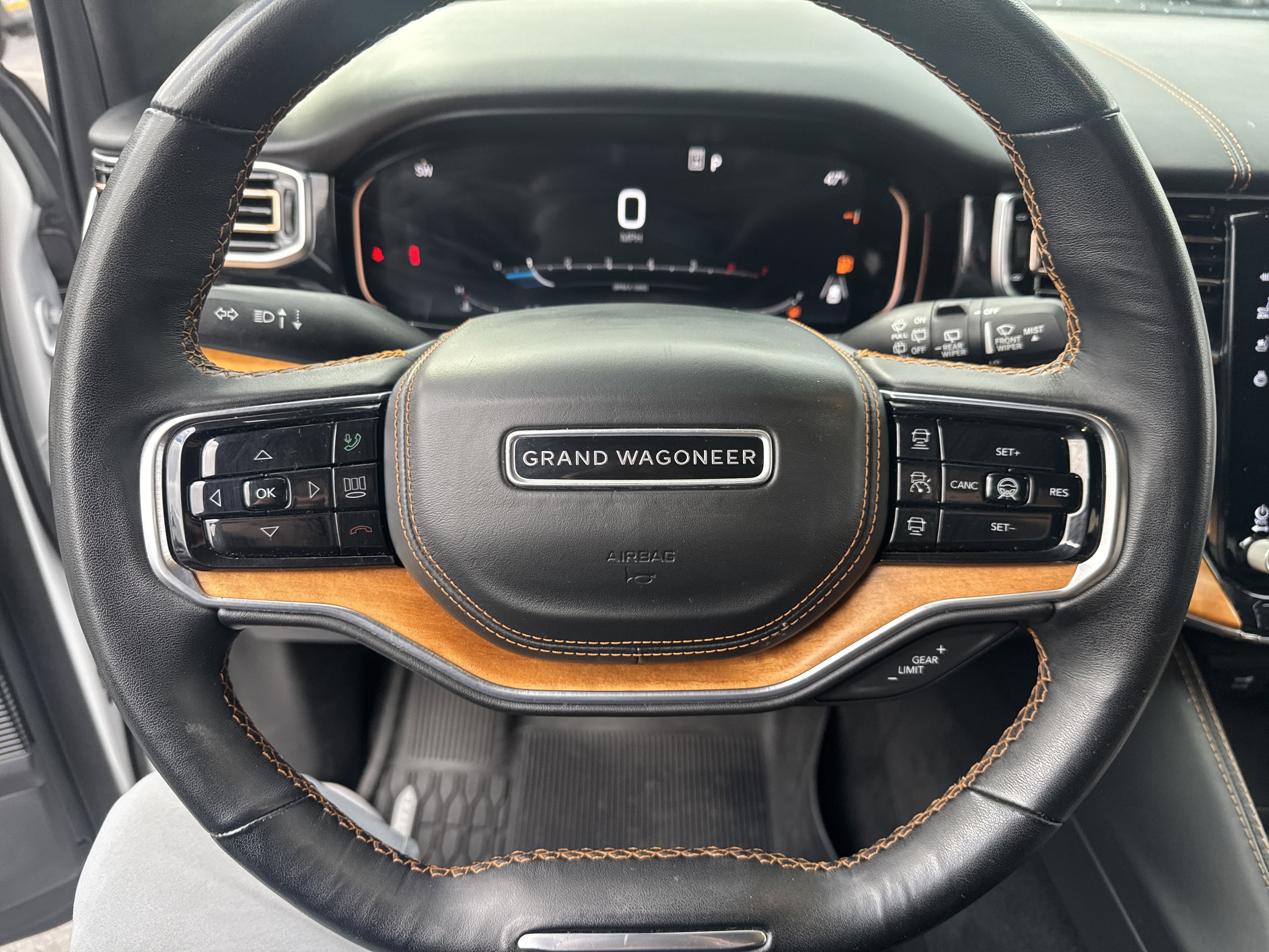 2023 Jeep Grand Wagoneer L Series III