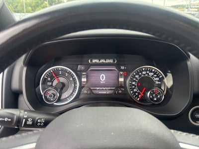 2024 RAM 1500 Big Horn Crew Cab 4x4 5'7" Box