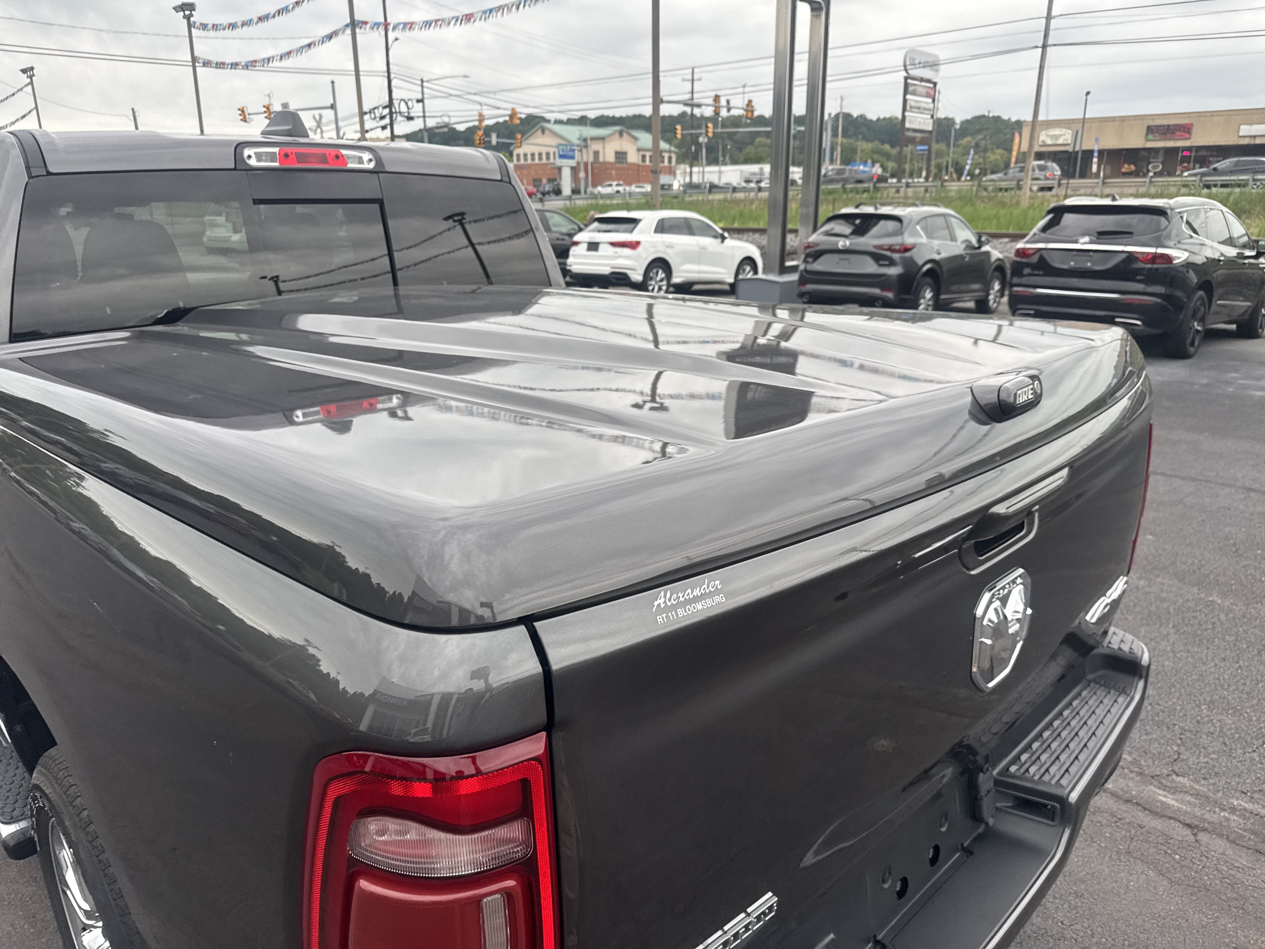 2024 RAM 1500 Big Horn Crew Cab 4x4 5'7" Box