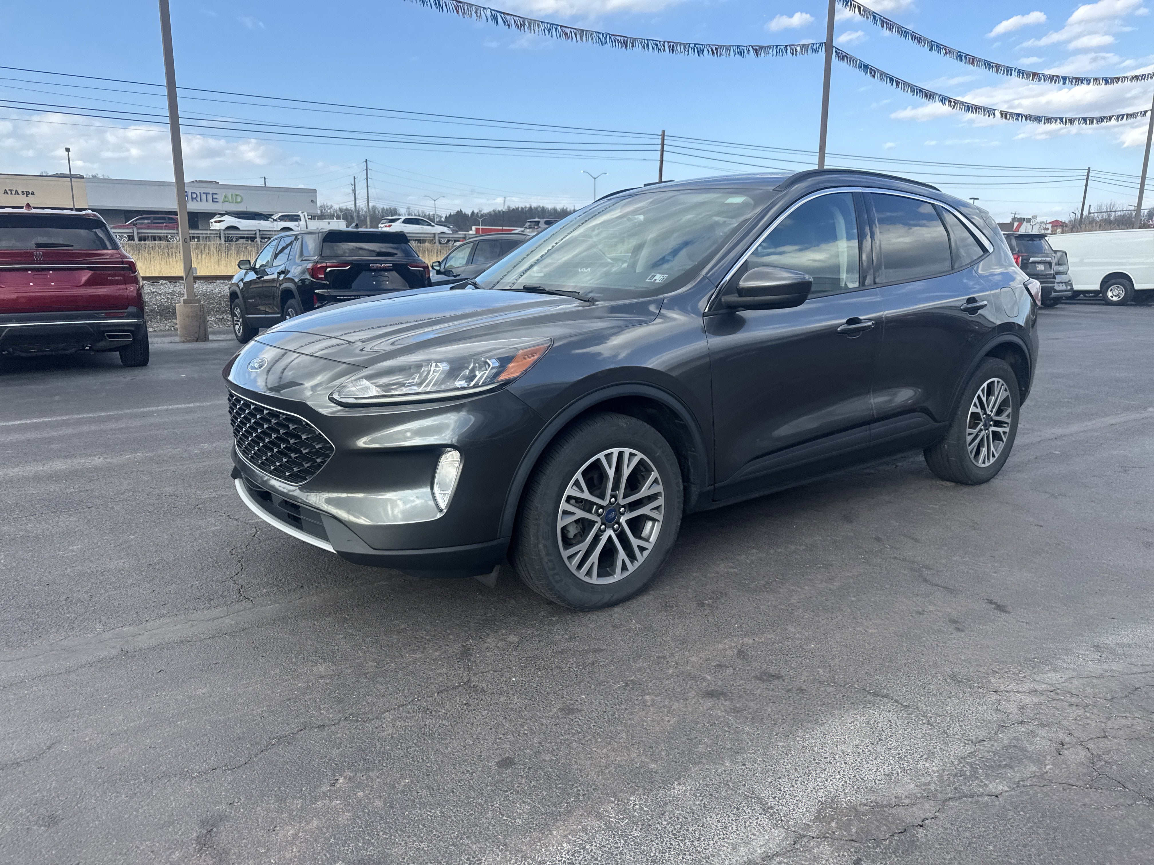 2020 Ford Escape SEL