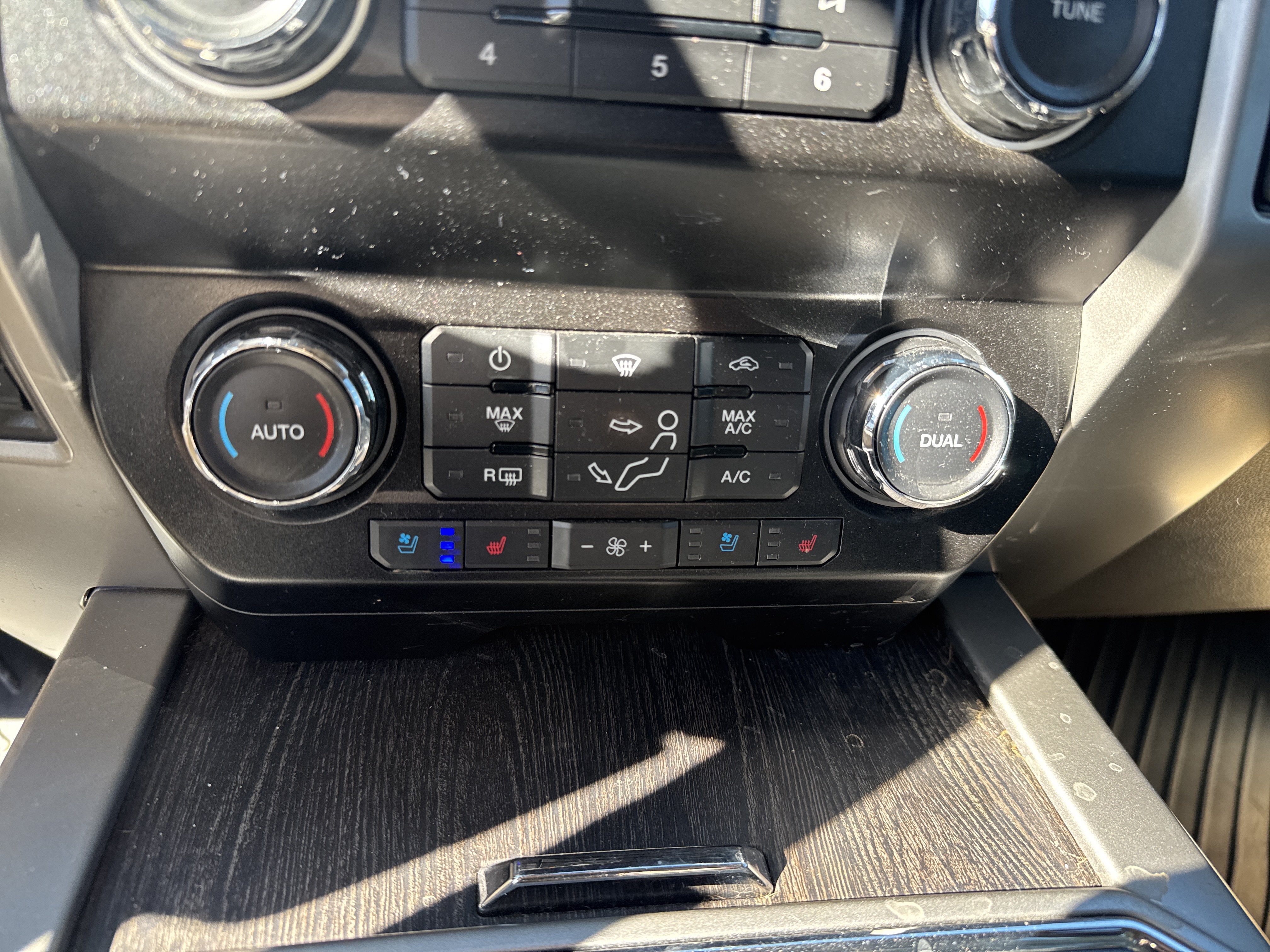 2020 Ford F-250 LARIAT