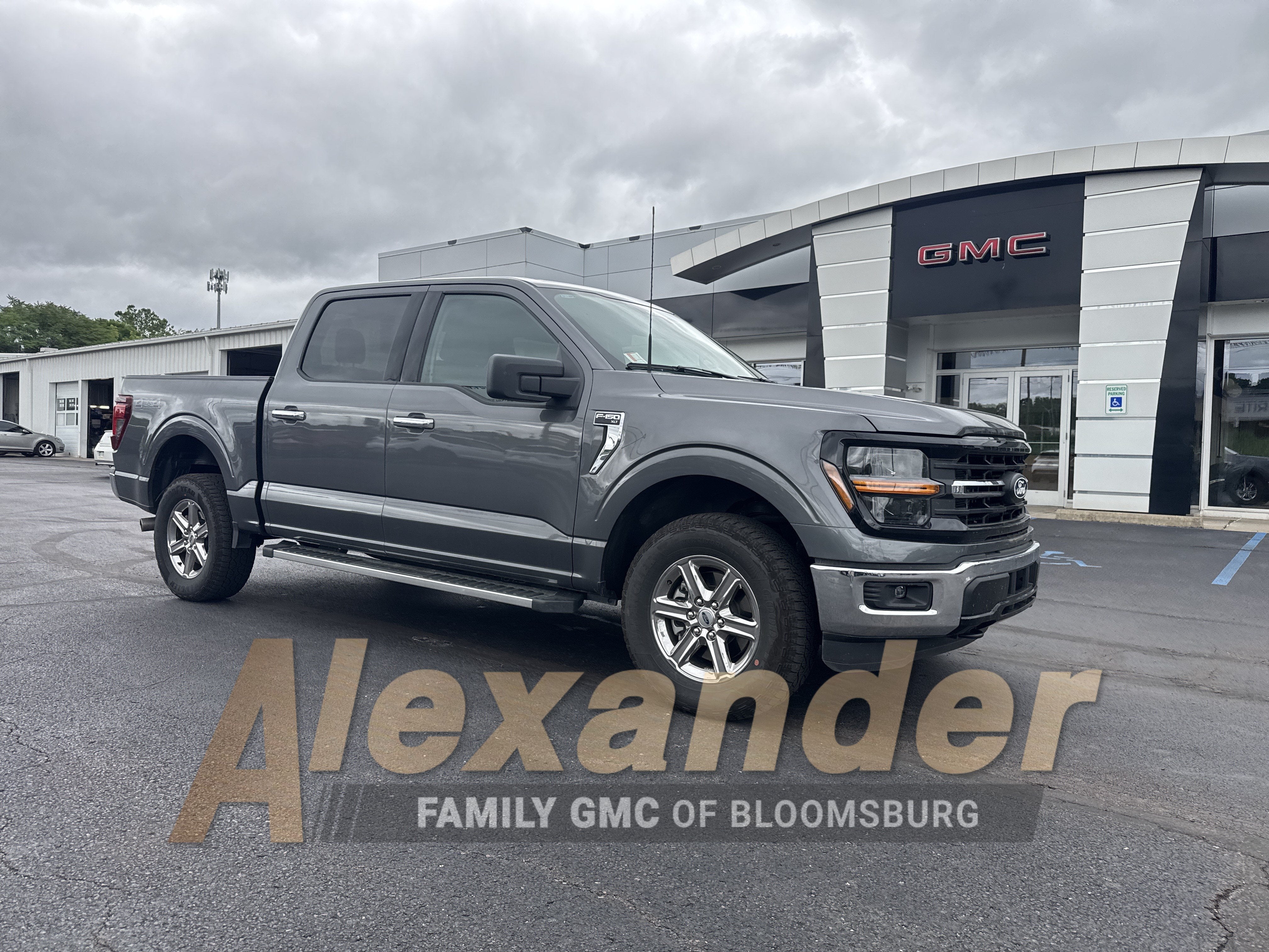 2025 Ford F-150 XLT