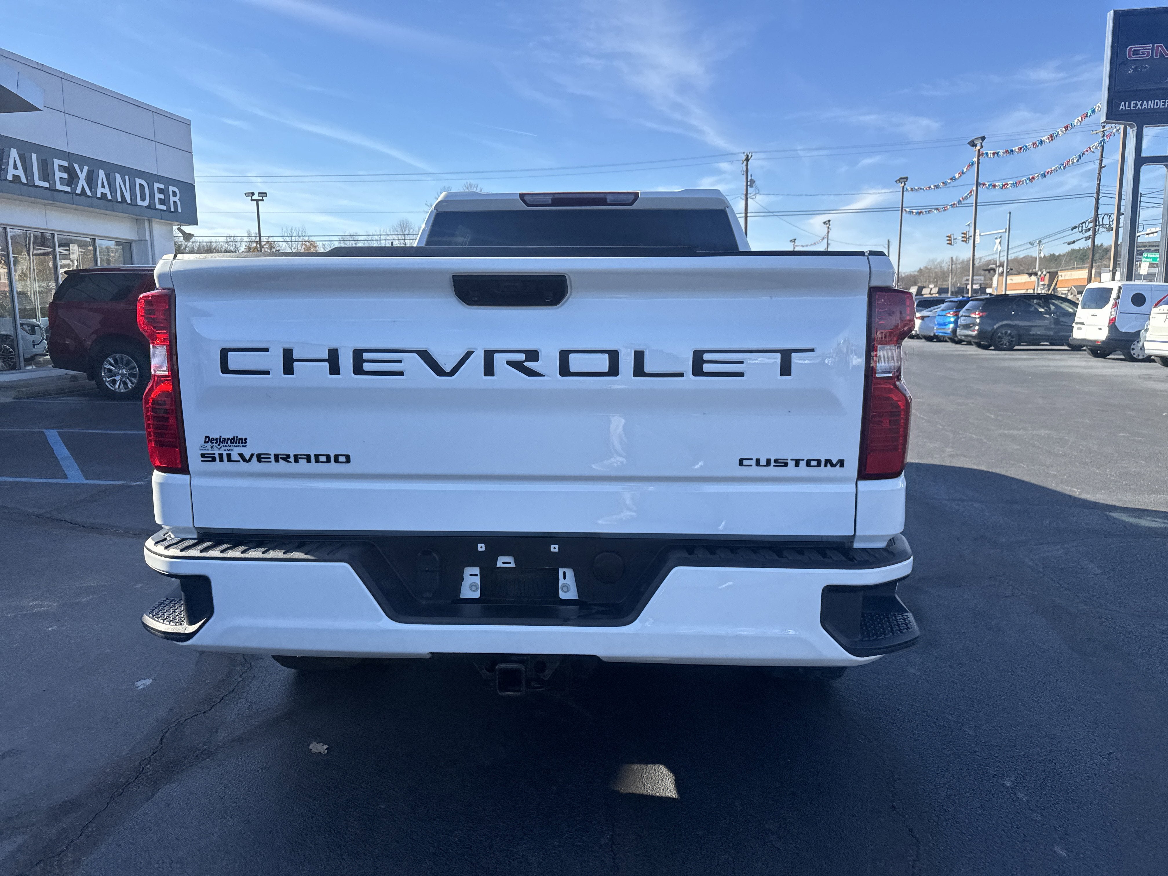 2023 Chevrolet Silverado 1500 Custom