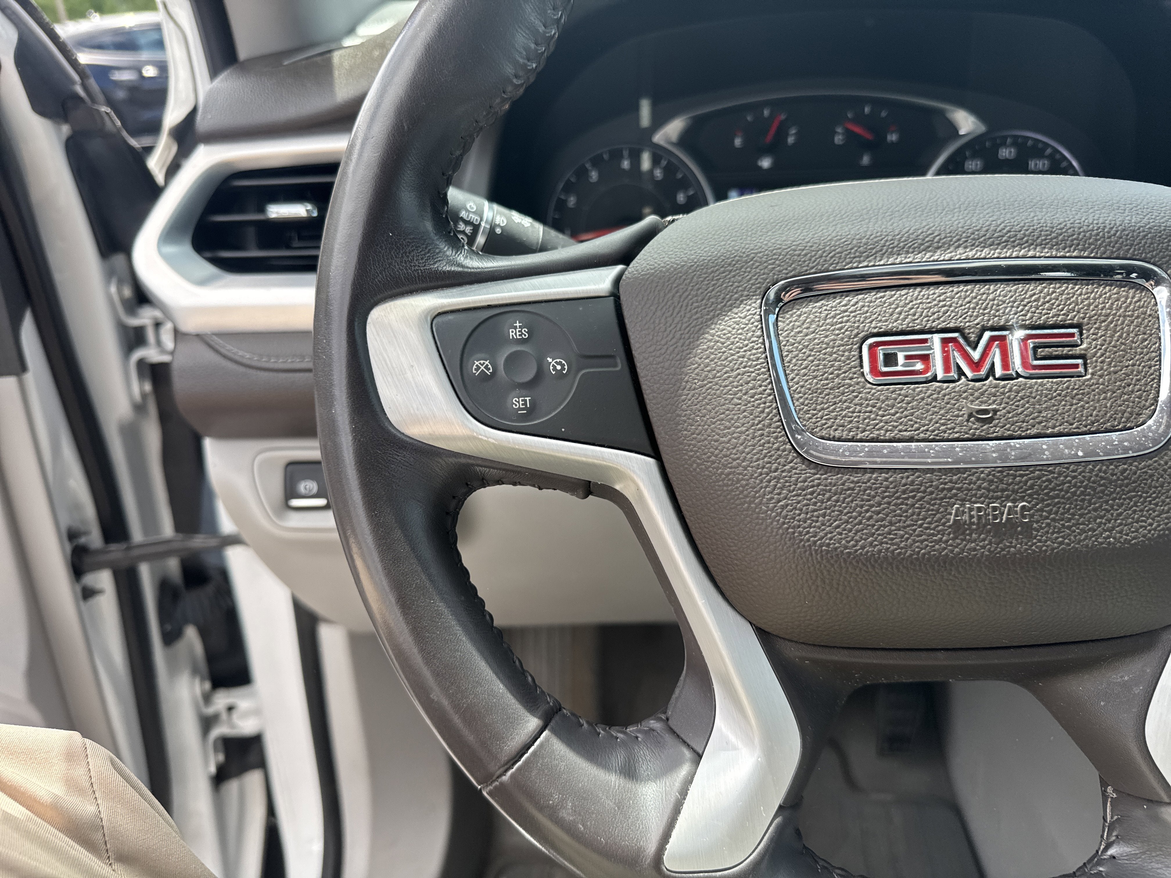 2018 GMC Acadia SLT