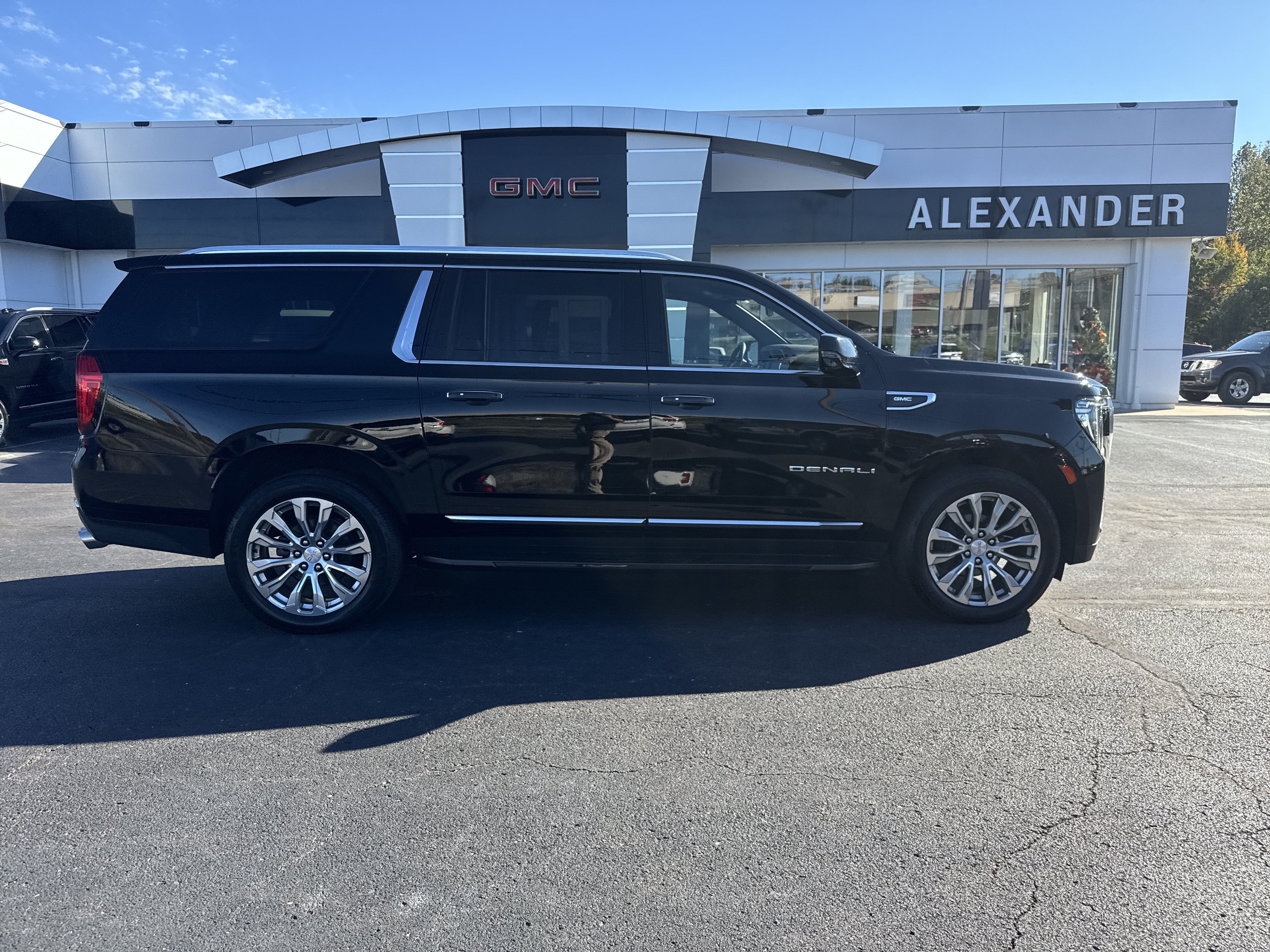 2022 GMC Yukon XL Denali