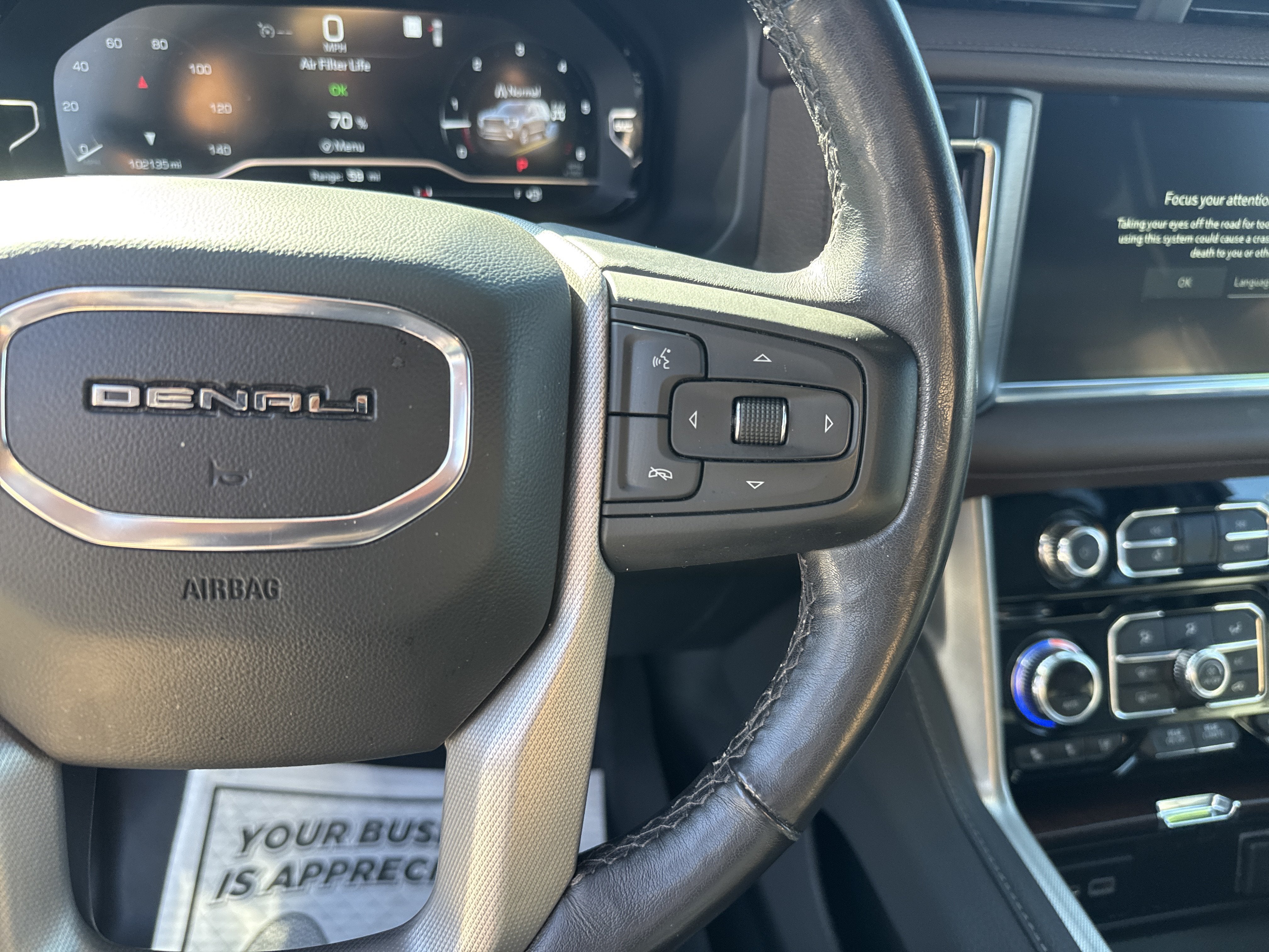 2022 GMC Yukon XL Denali