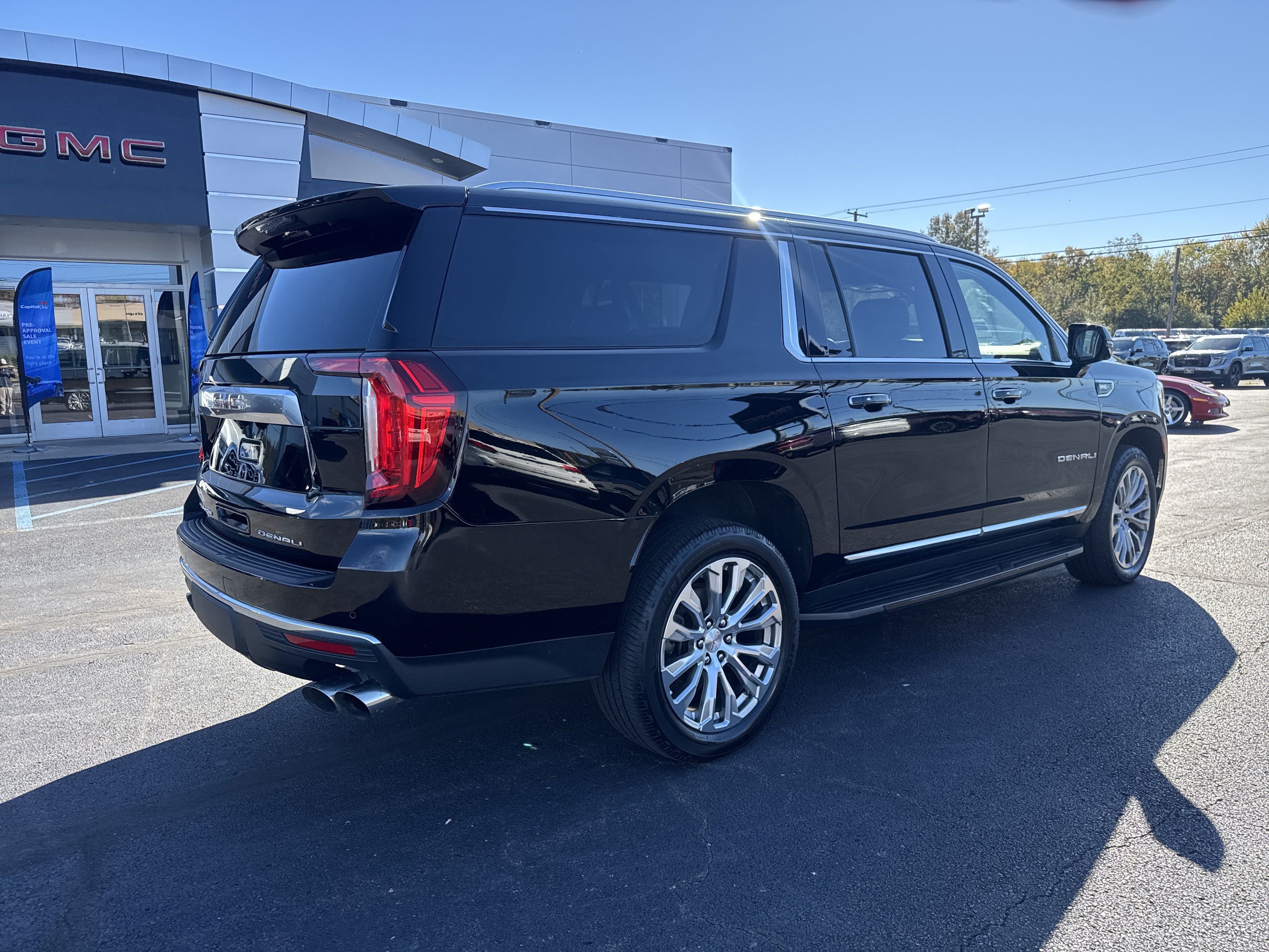 2022 GMC Yukon XL Denali