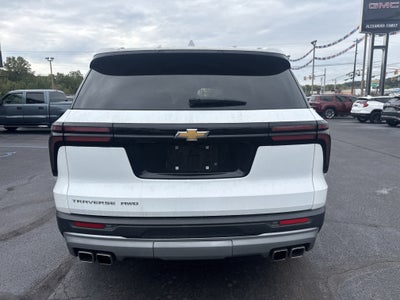2025 Chevrolet Traverse LT