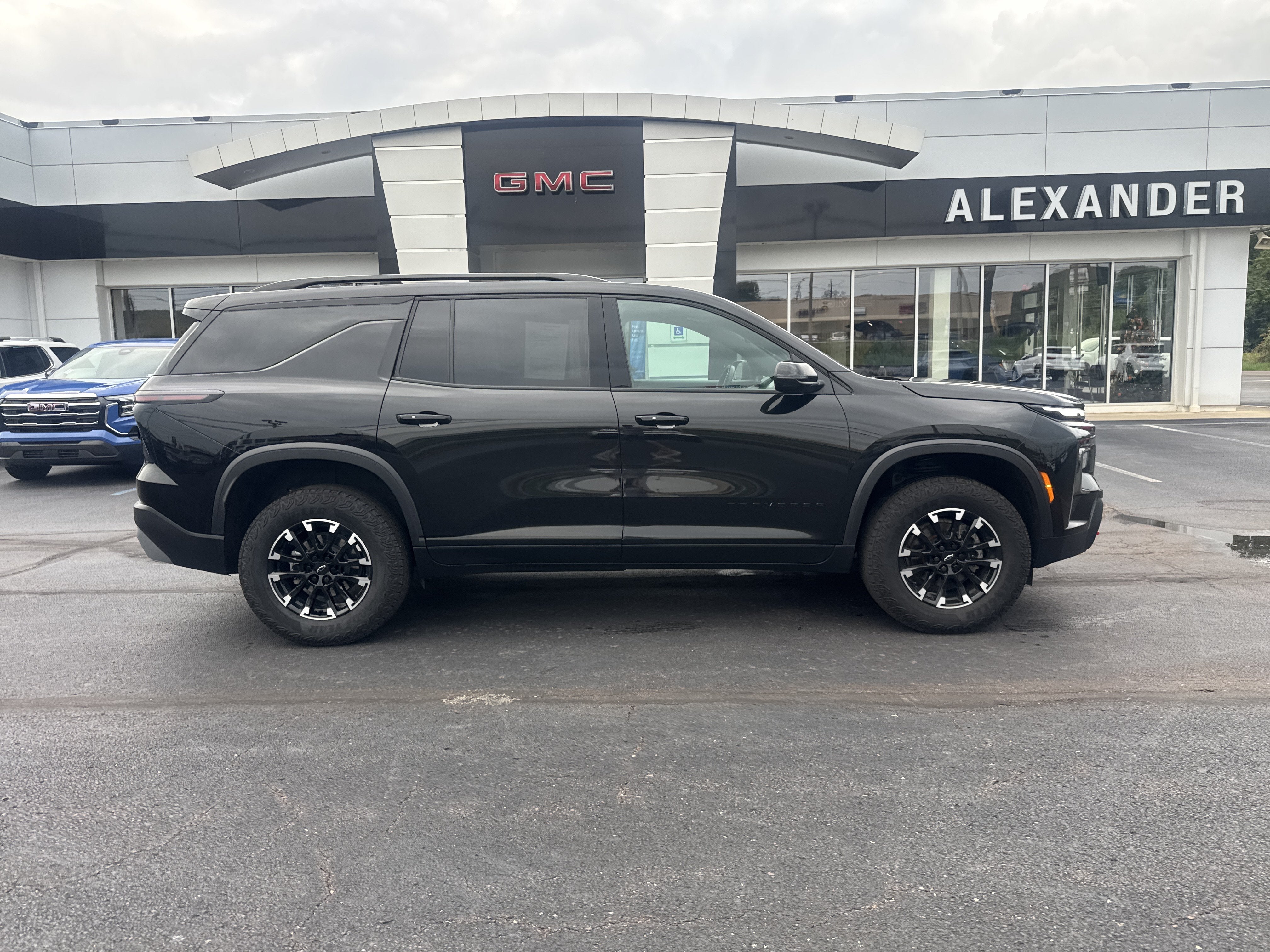2025 Chevrolet Traverse Z71