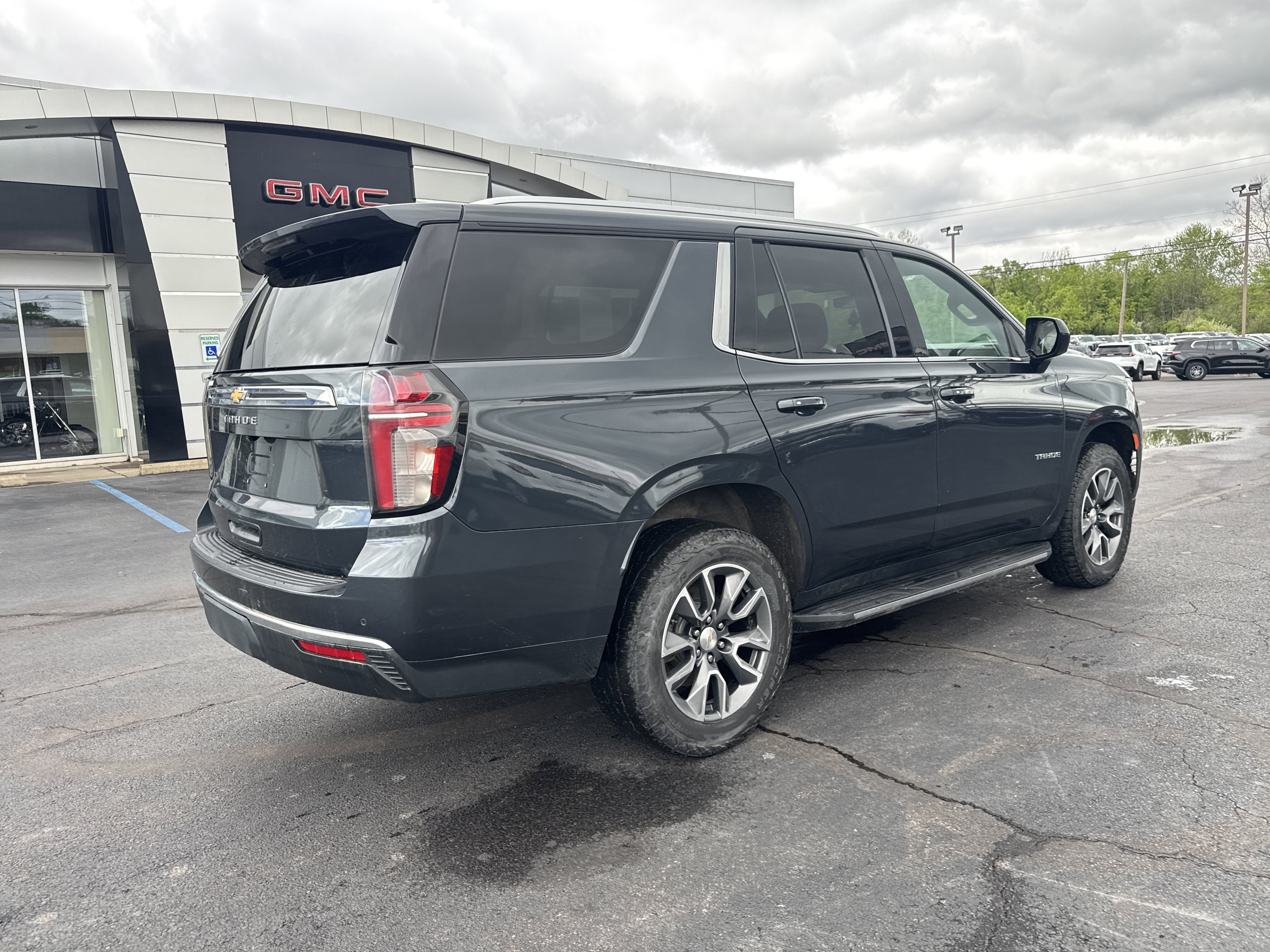 2022 Chevrolet Tahoe LS