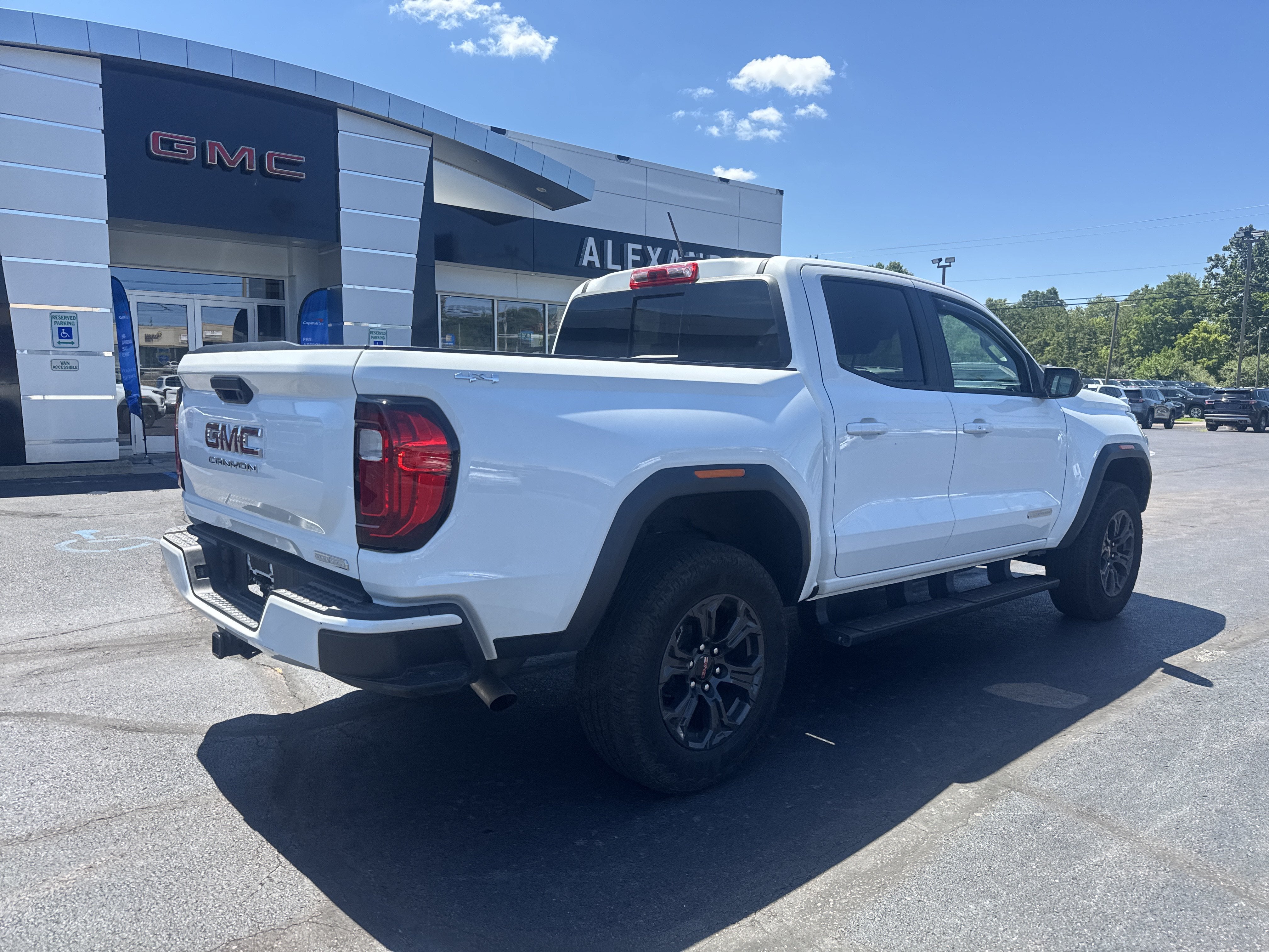2024 GMC Canyon Elevation