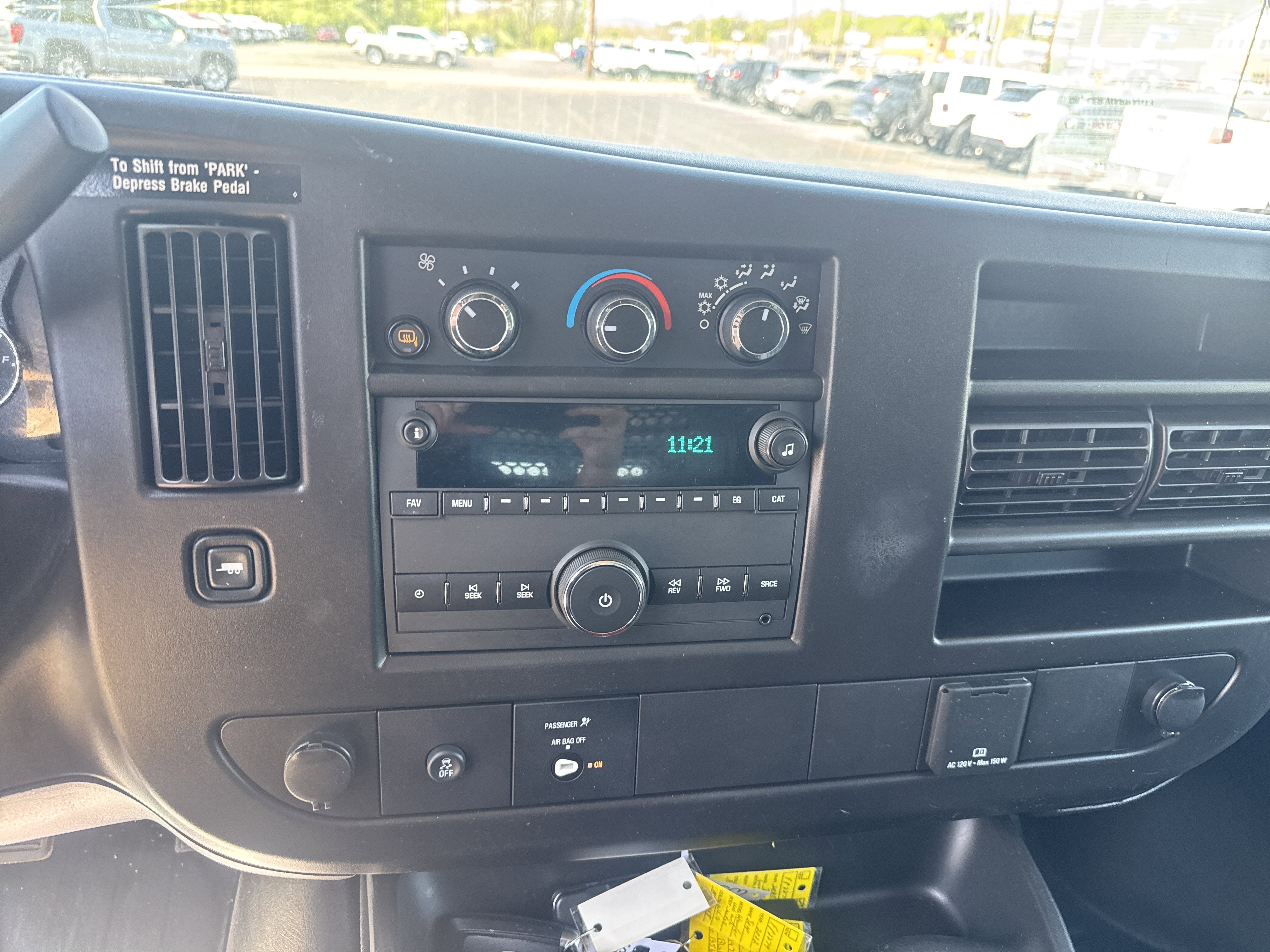 2024 GMC Savana Cargo 2500 Work Van