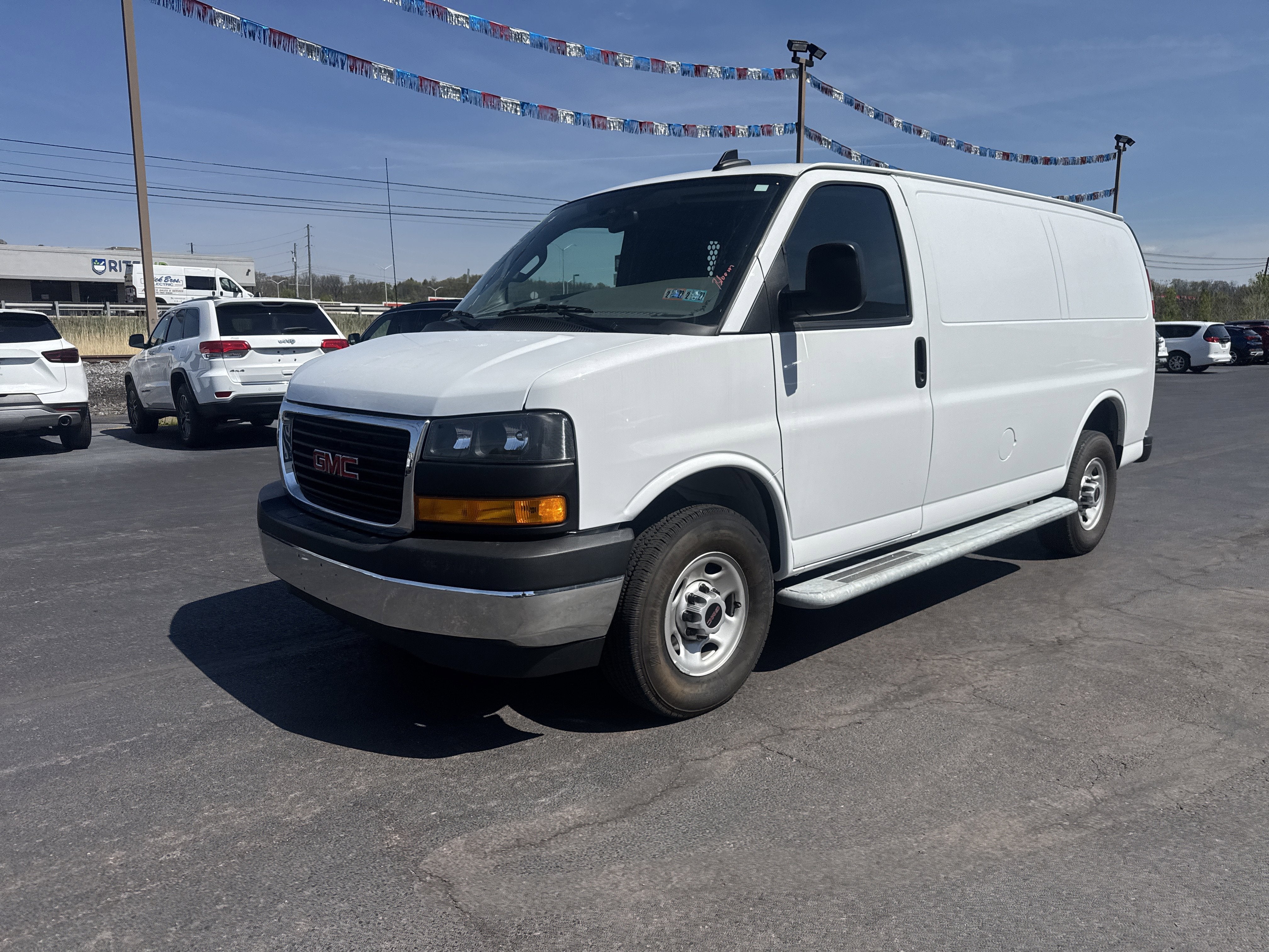 2024 GMC Savana Cargo 2500 Work Van