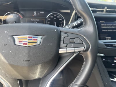 2024 Cadillac XT6 Luxury