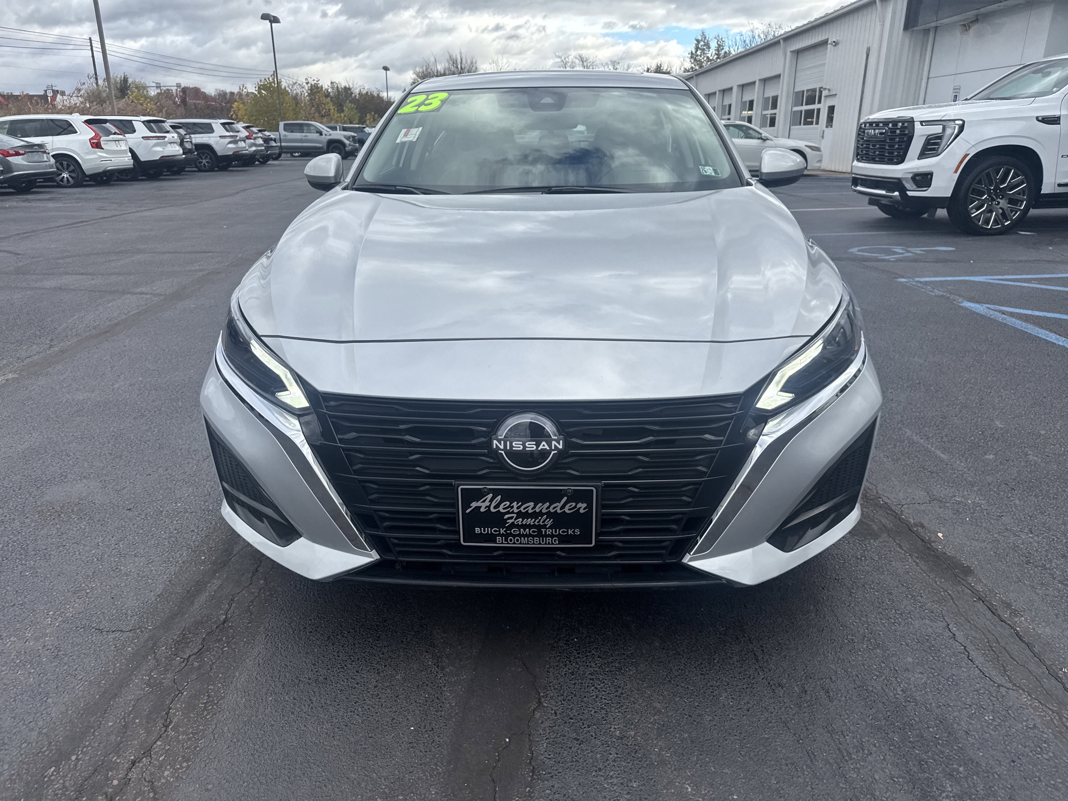 2023 Nissan Altima 2.5 SV