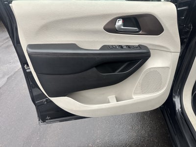 2018 Chrysler Pacifica Touring Plus