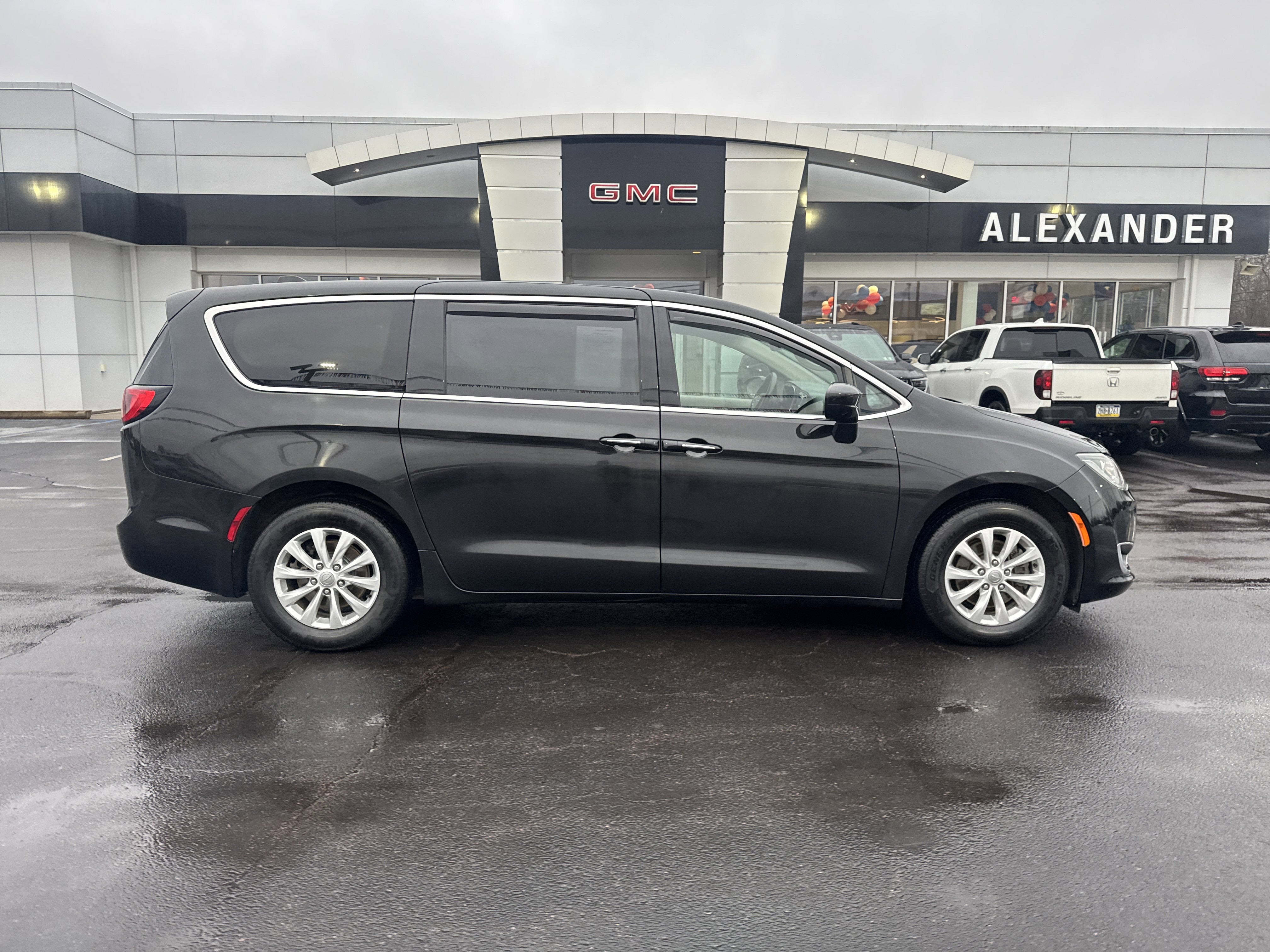 2018 Chrysler Pacifica Touring Plus