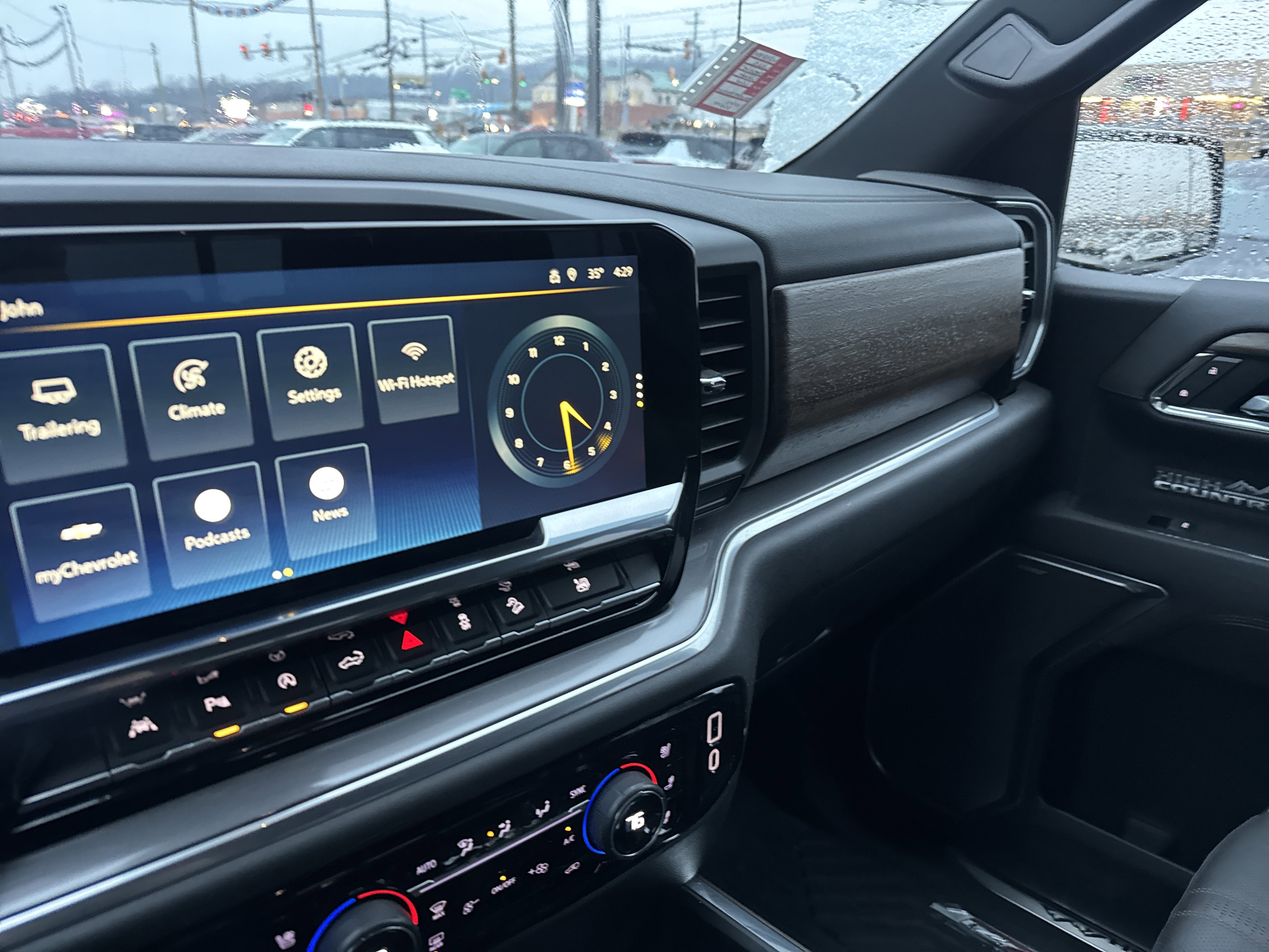 2023 Chevrolet Silverado 1500 High Country