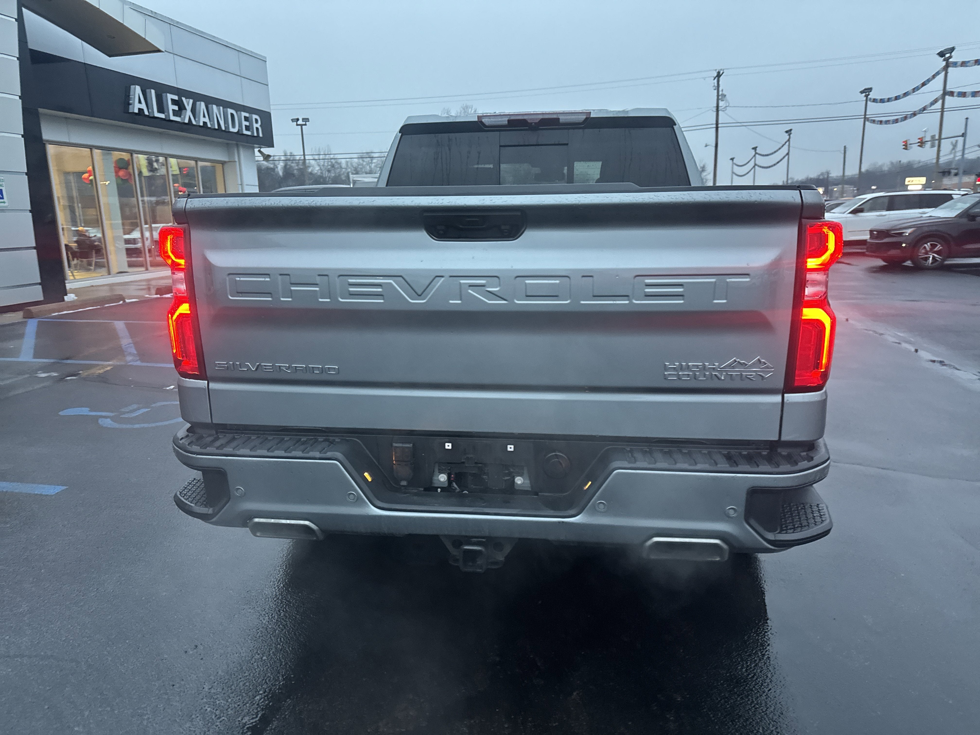 2023 Chevrolet Silverado 1500 High Country