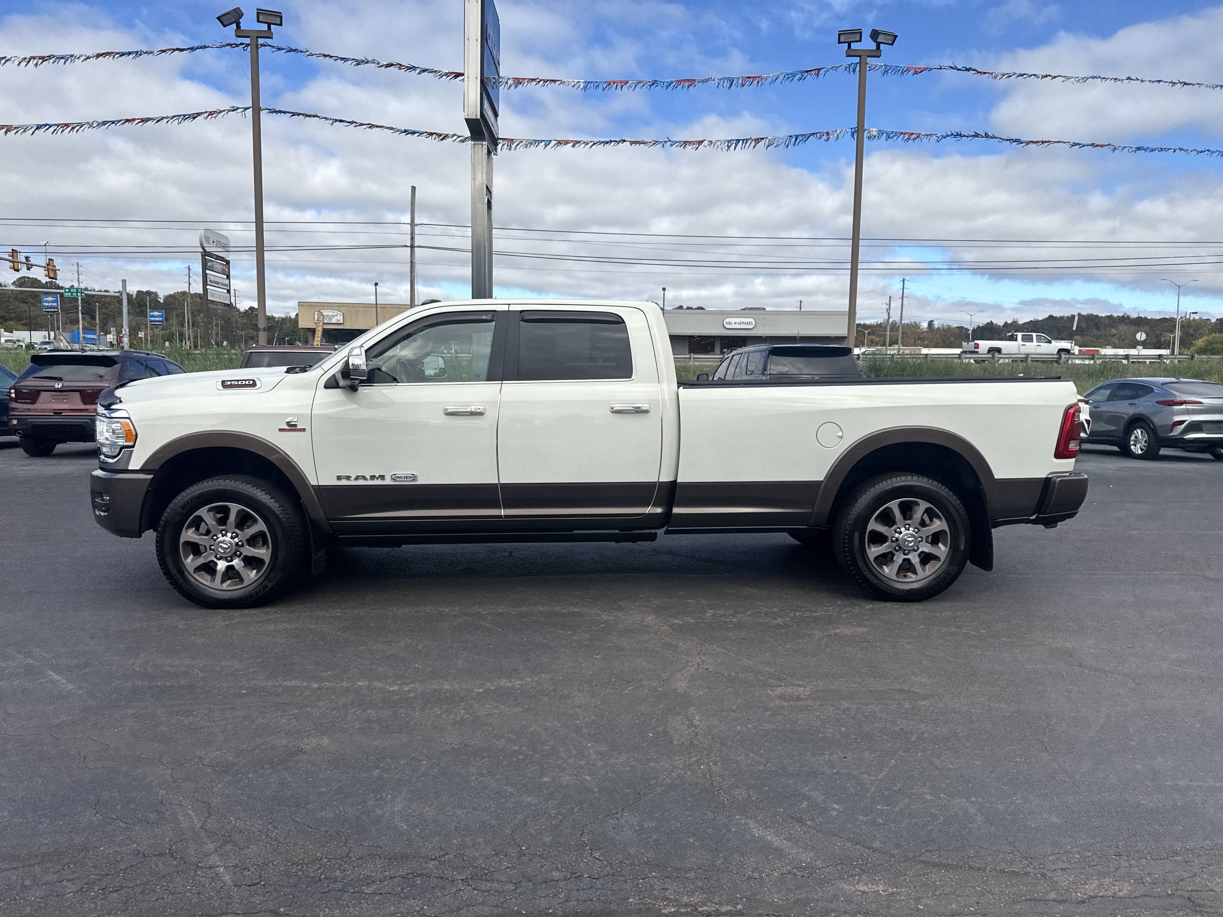 2019 RAM 3500 Longhorn Crew Cab 4x4 8' Box
