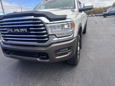 2019 RAM 3500 Longhorn Crew Cab 4x4 8' Box