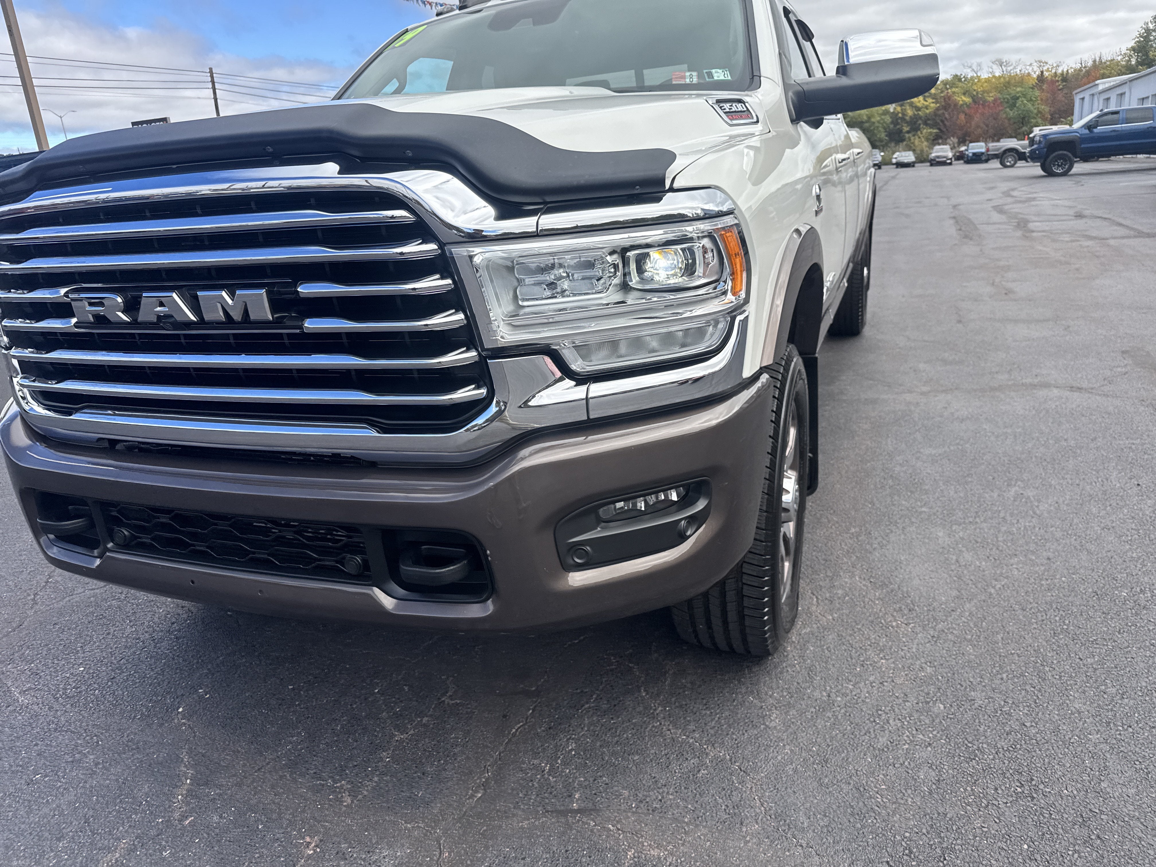 2019 RAM 3500 Longhorn Crew Cab 4x4 8' Box