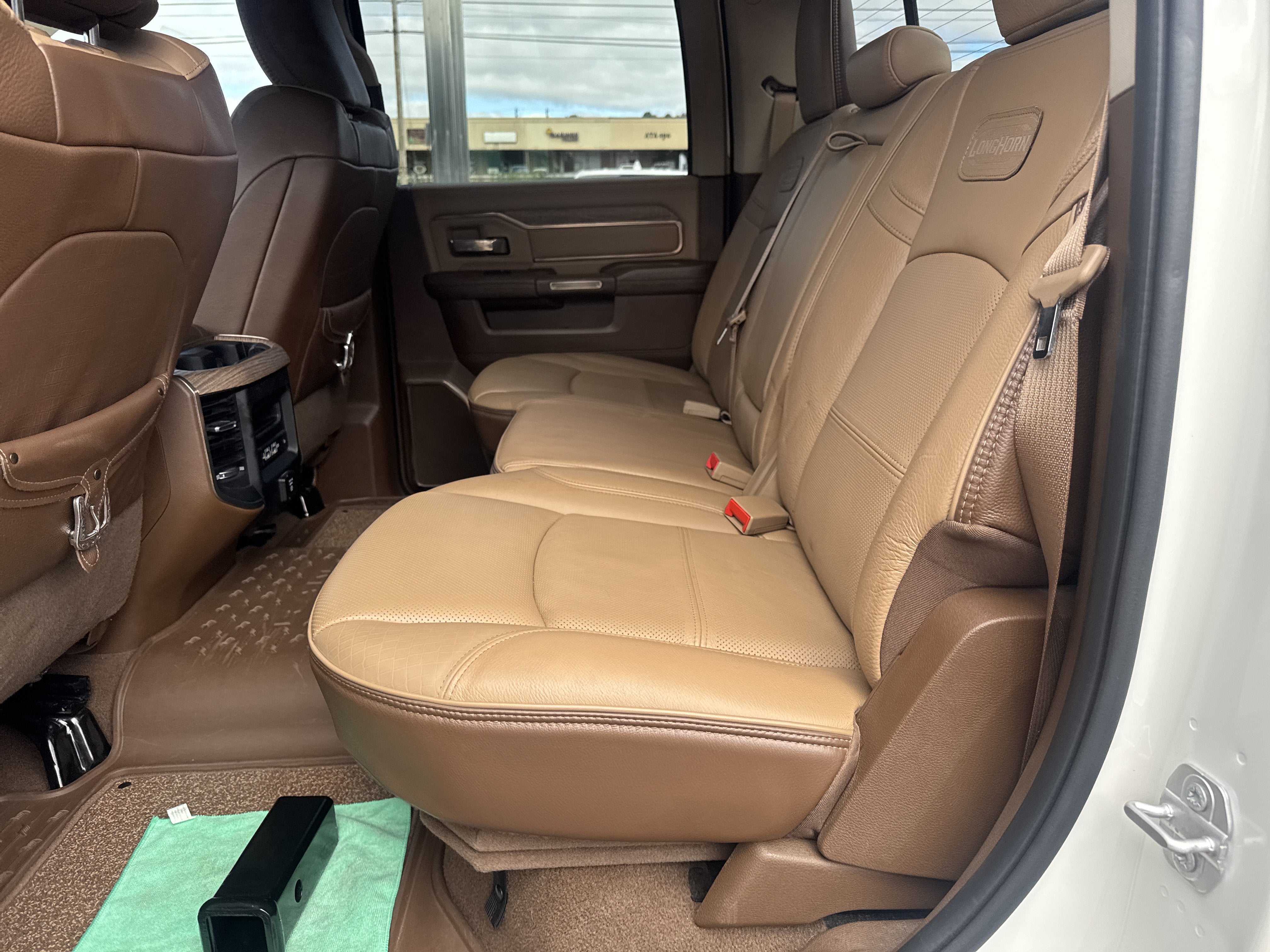 2019 RAM 3500 Longhorn Crew Cab 4x4 8' Box