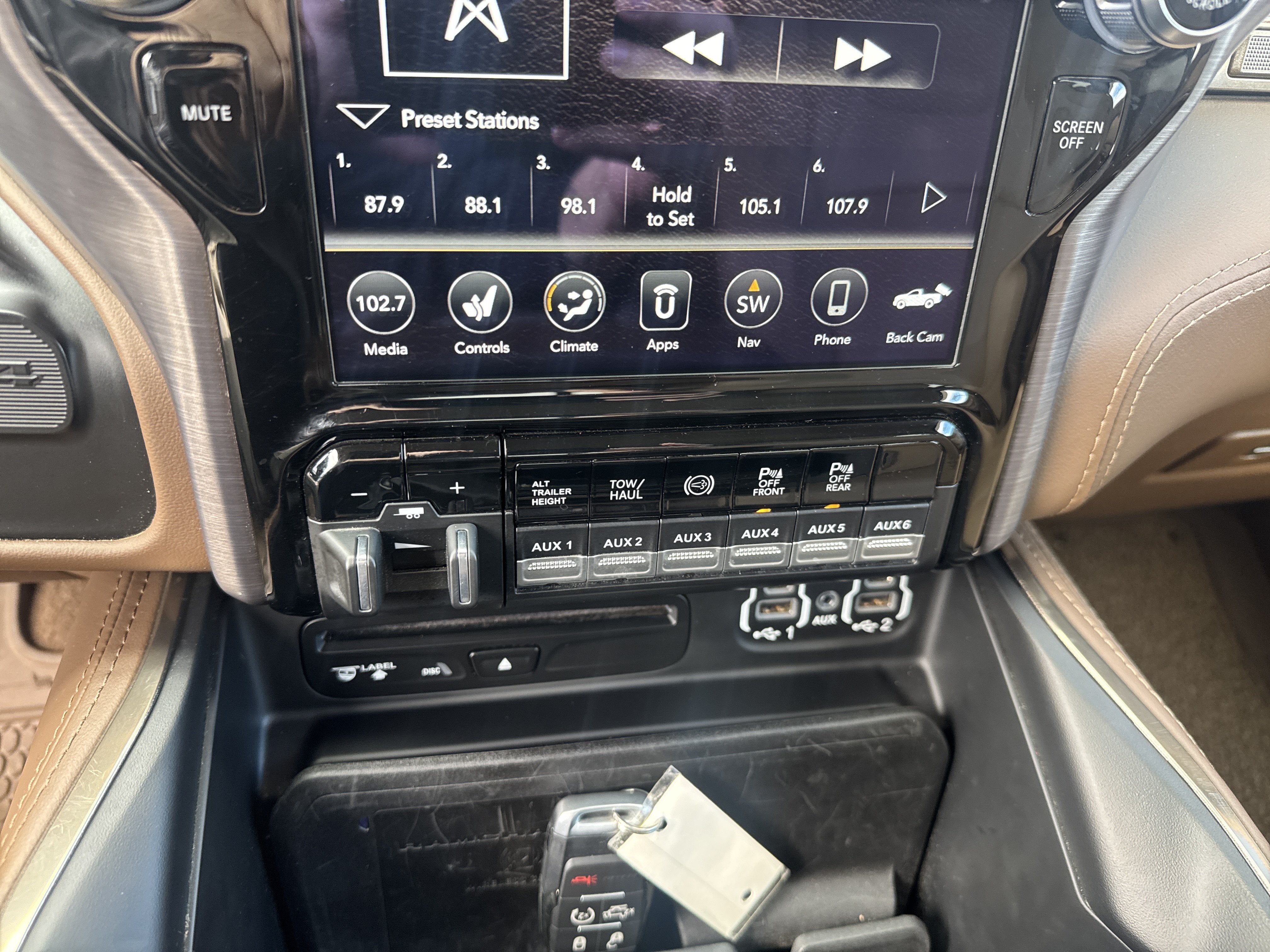 2019 RAM 3500 Longhorn Crew Cab 4x4 8' Box