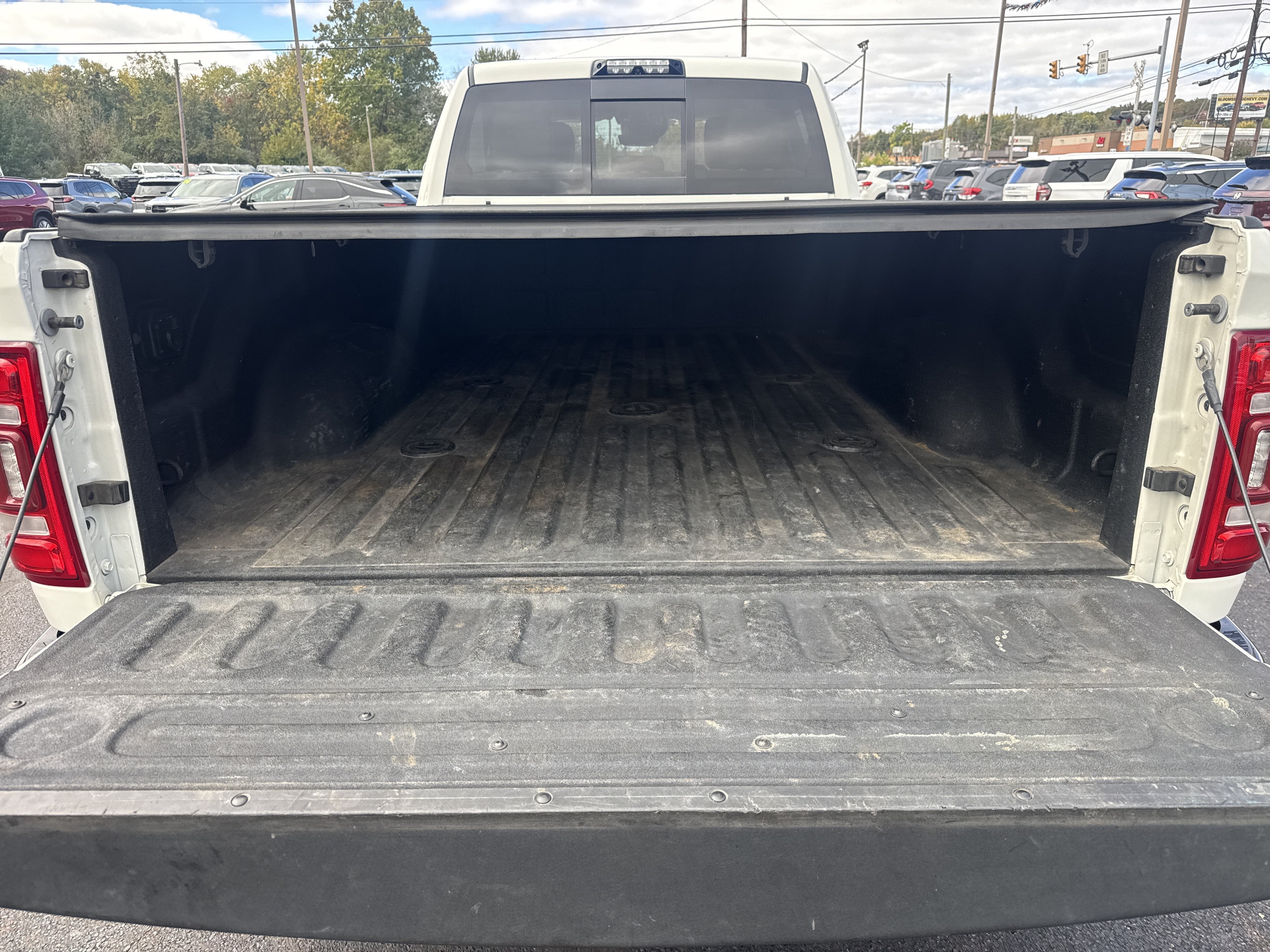 2019 RAM 3500 Longhorn Crew Cab 4x4 8' Box