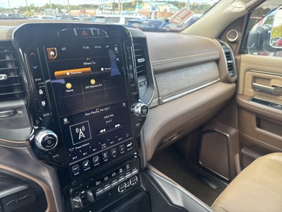 2019 RAM 3500 Longhorn Crew Cab 4x4 8' Box