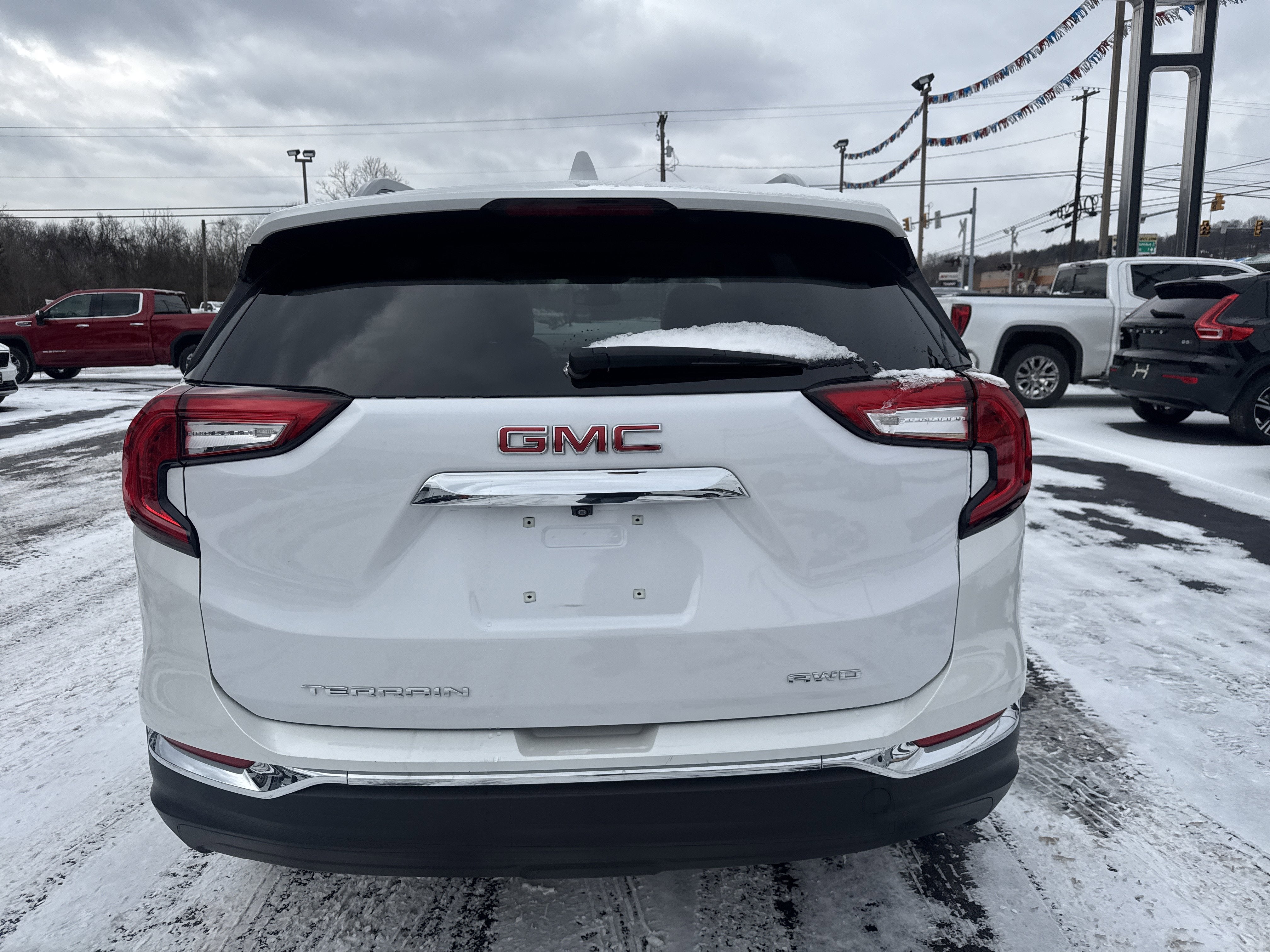 2023 GMC Terrain SLT