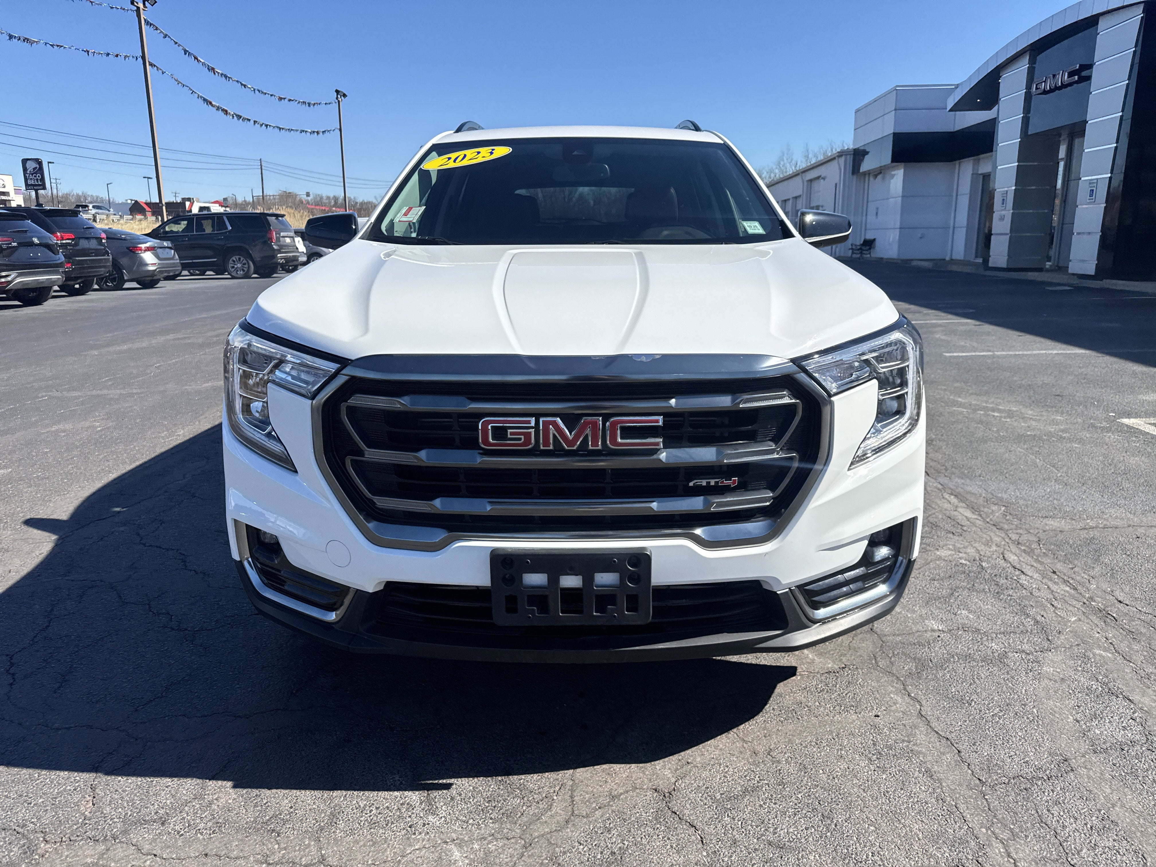 2023 GMC Terrain AT4