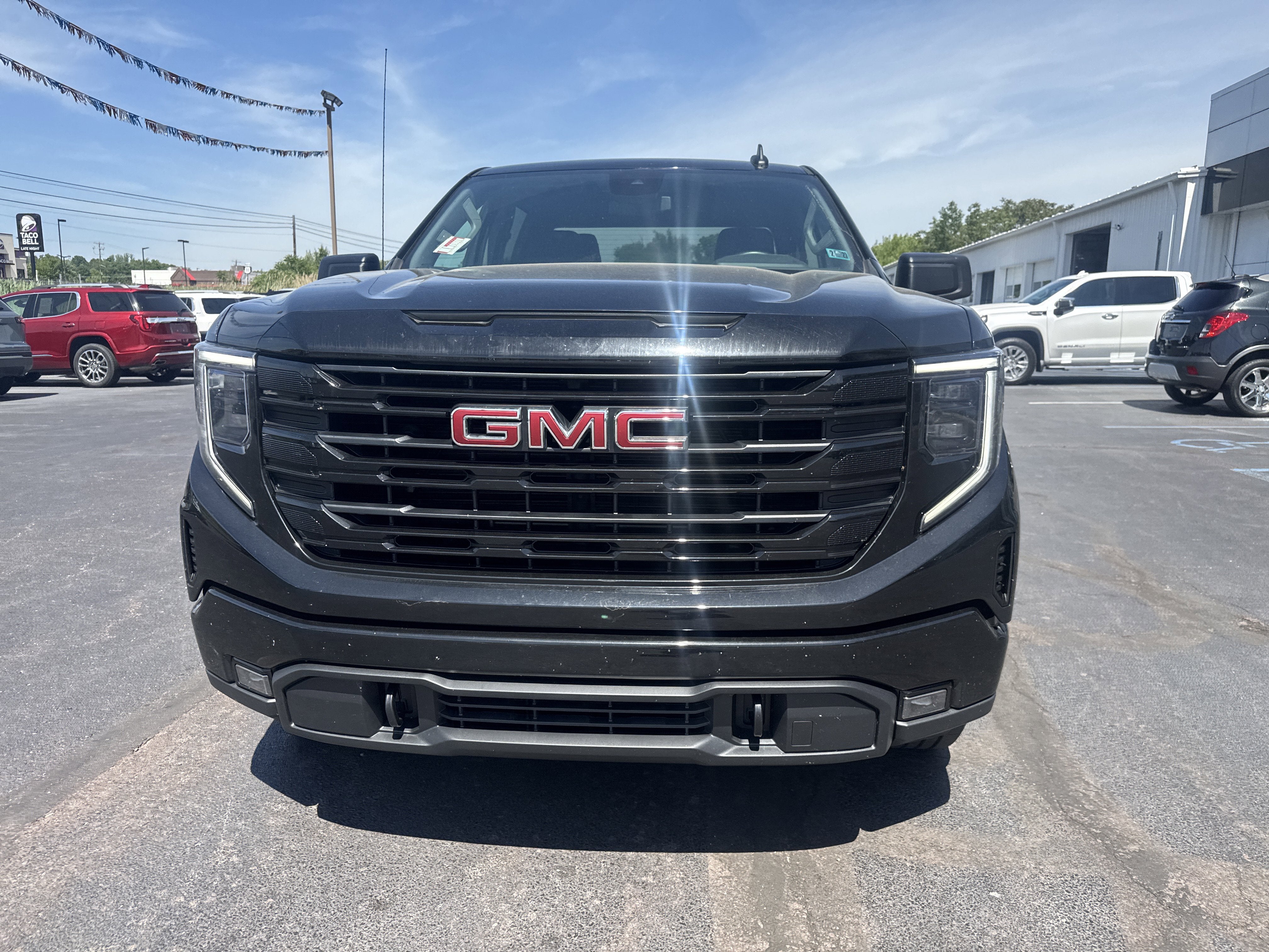 2024 GMC Sierra 1500 Elevation