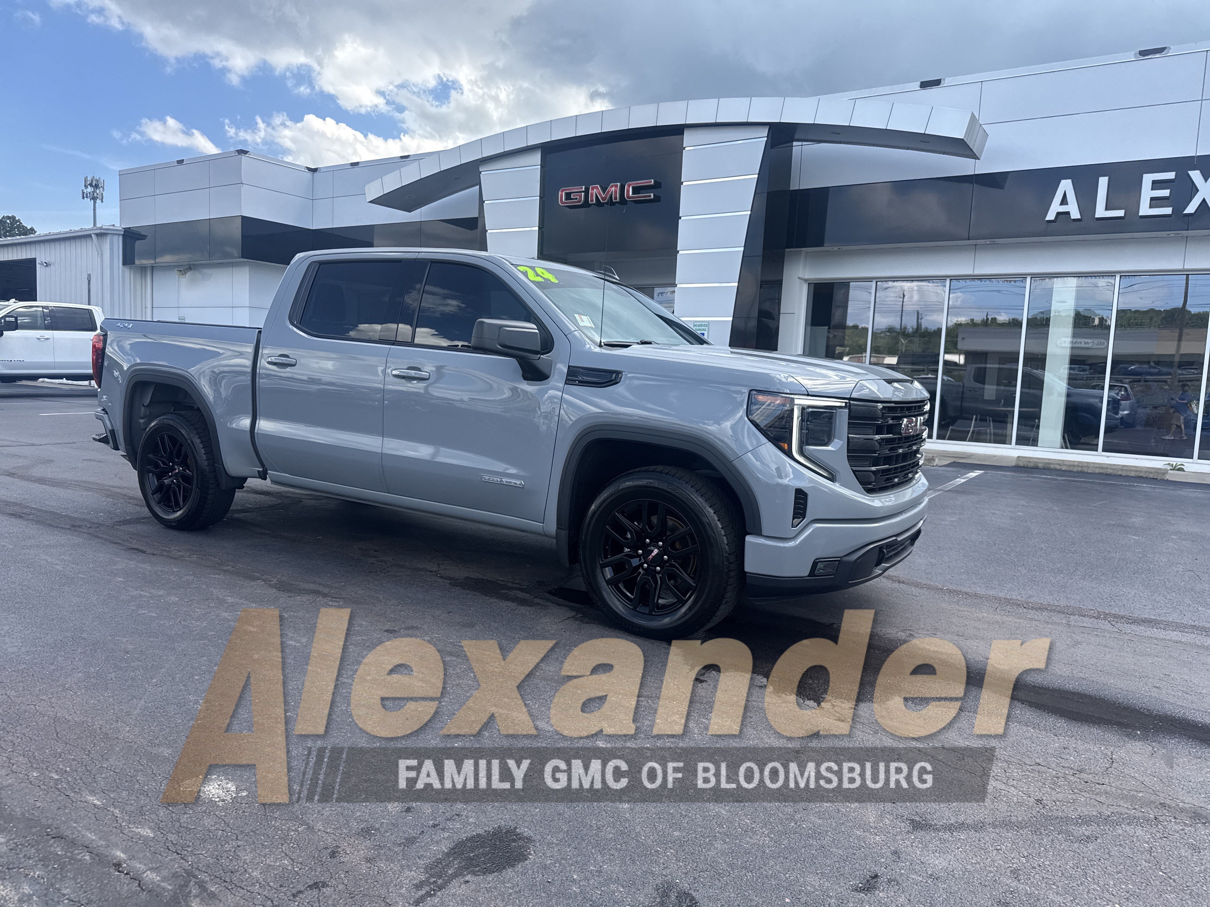 2024 GMC Sierra 1500 Elevation