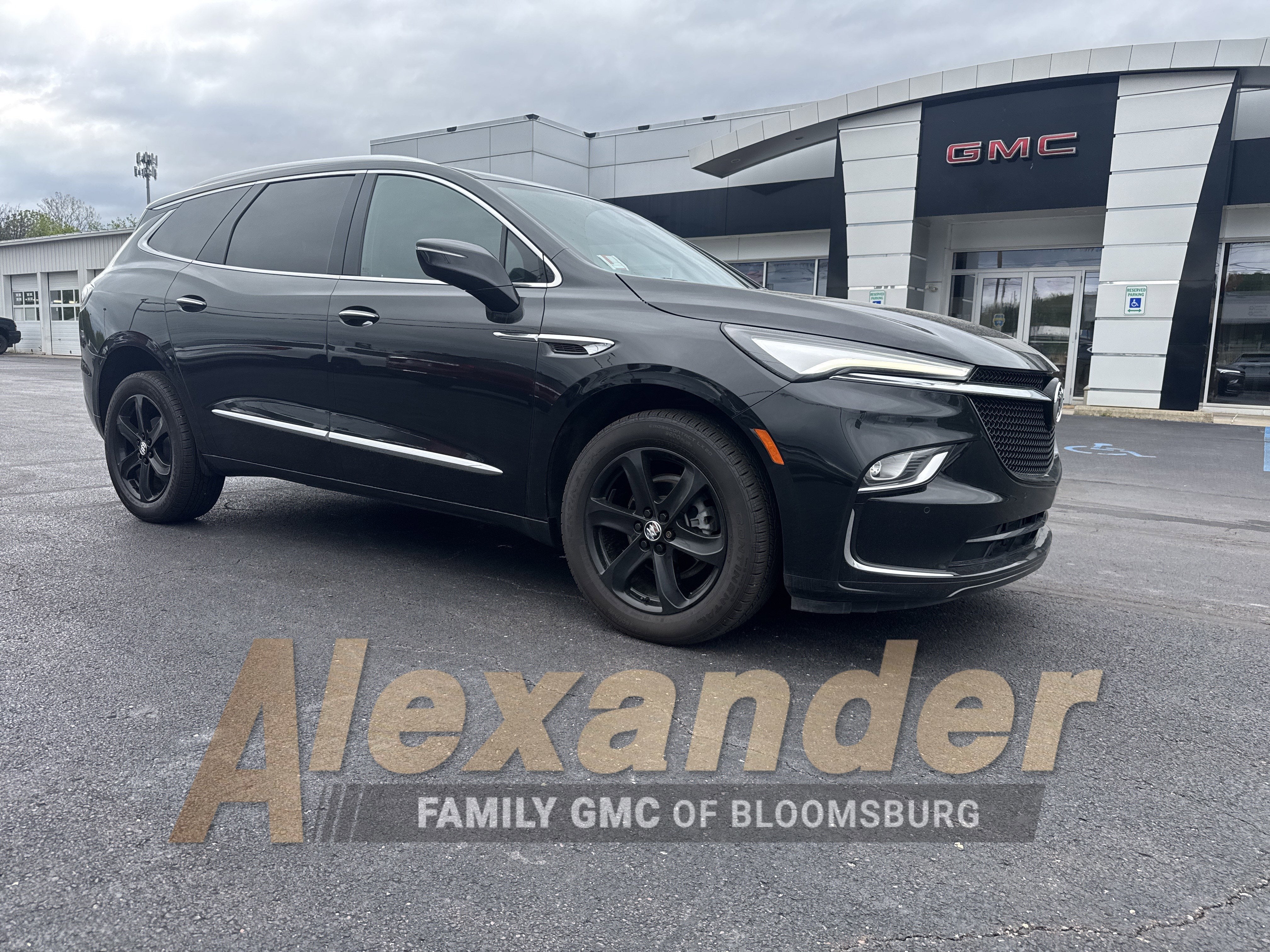 2024 Buick Enclave Essence