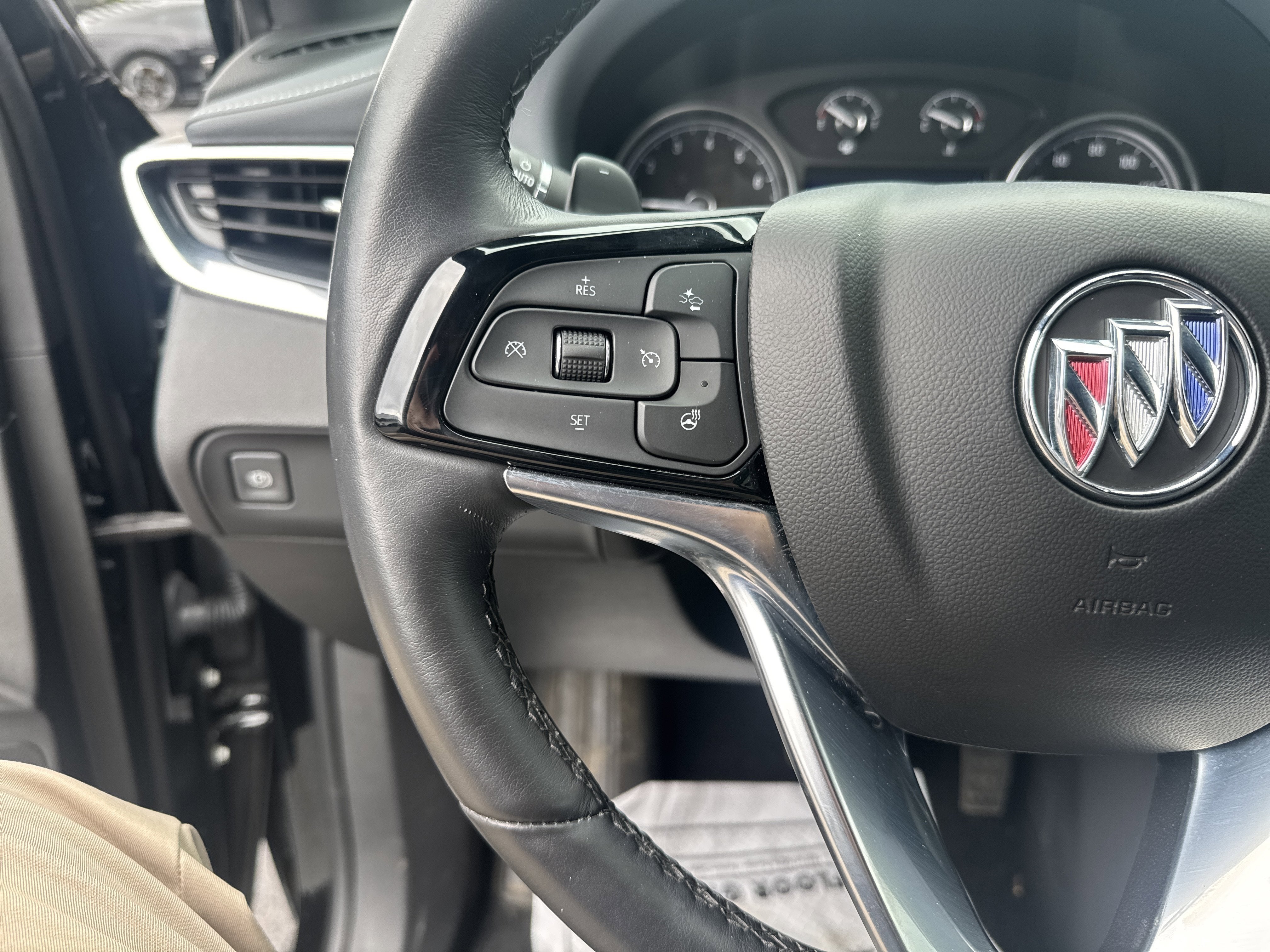 2024 Buick Enclave Essence