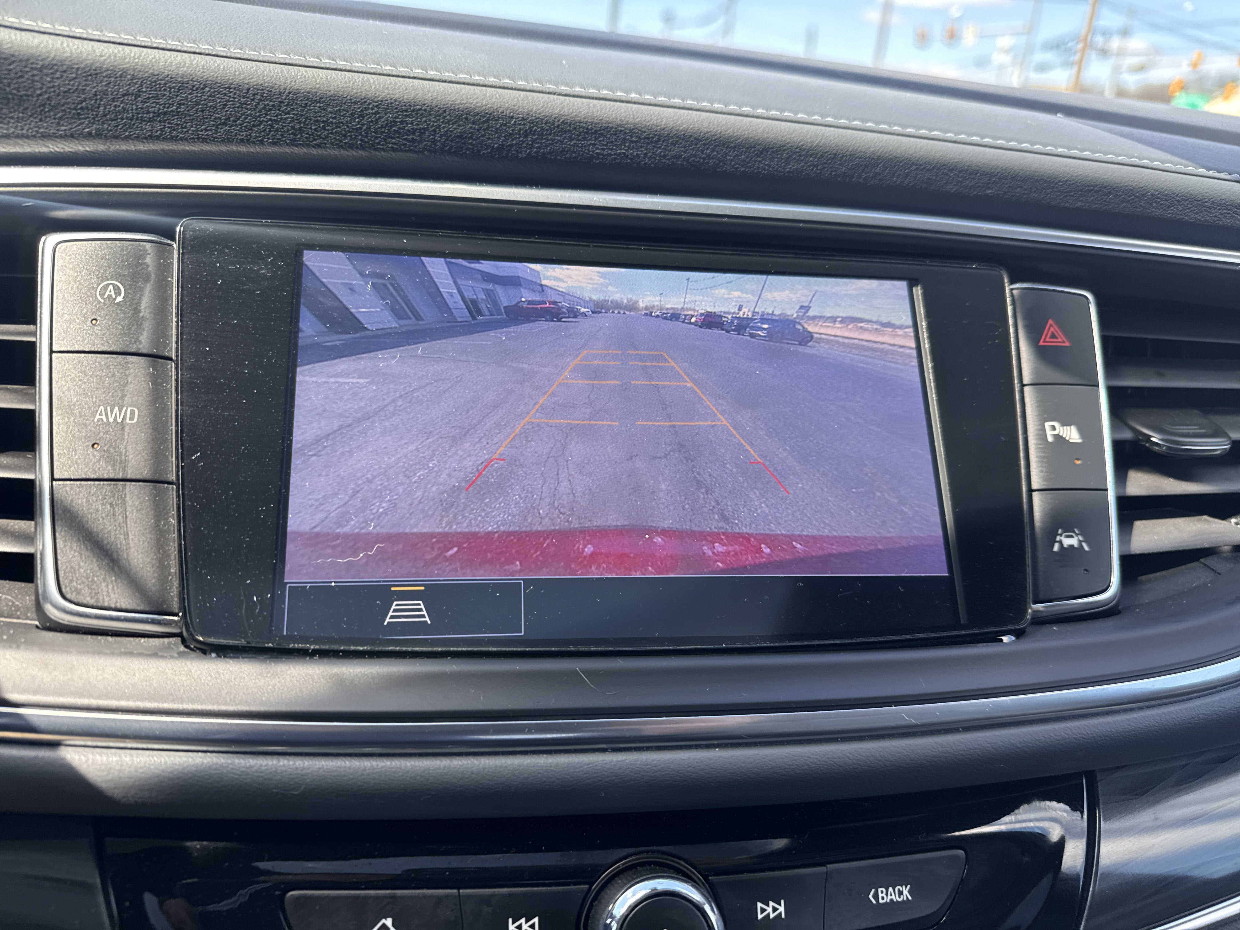 2023 Buick Enclave Essence