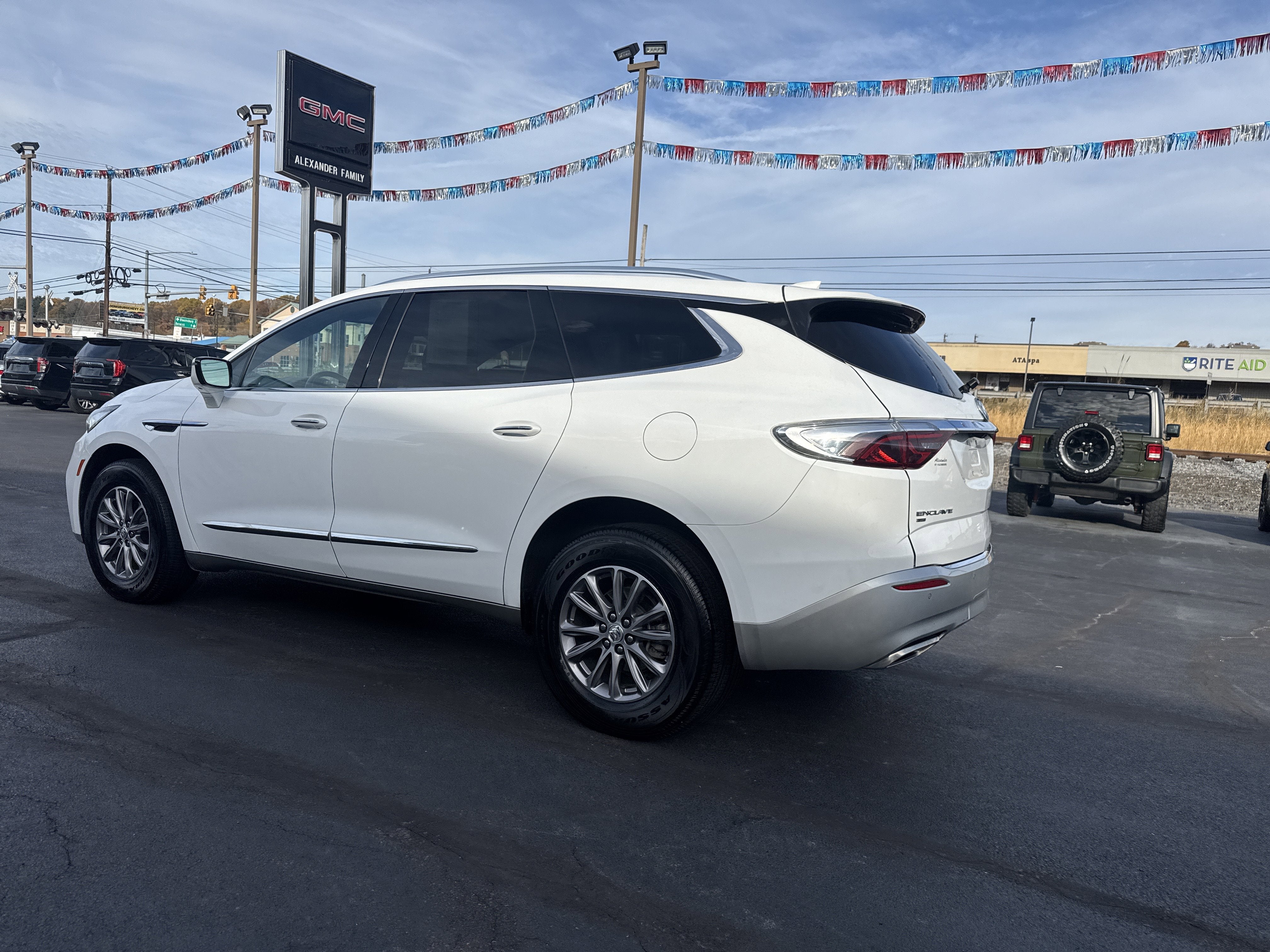 2024 Buick Enclave Premium