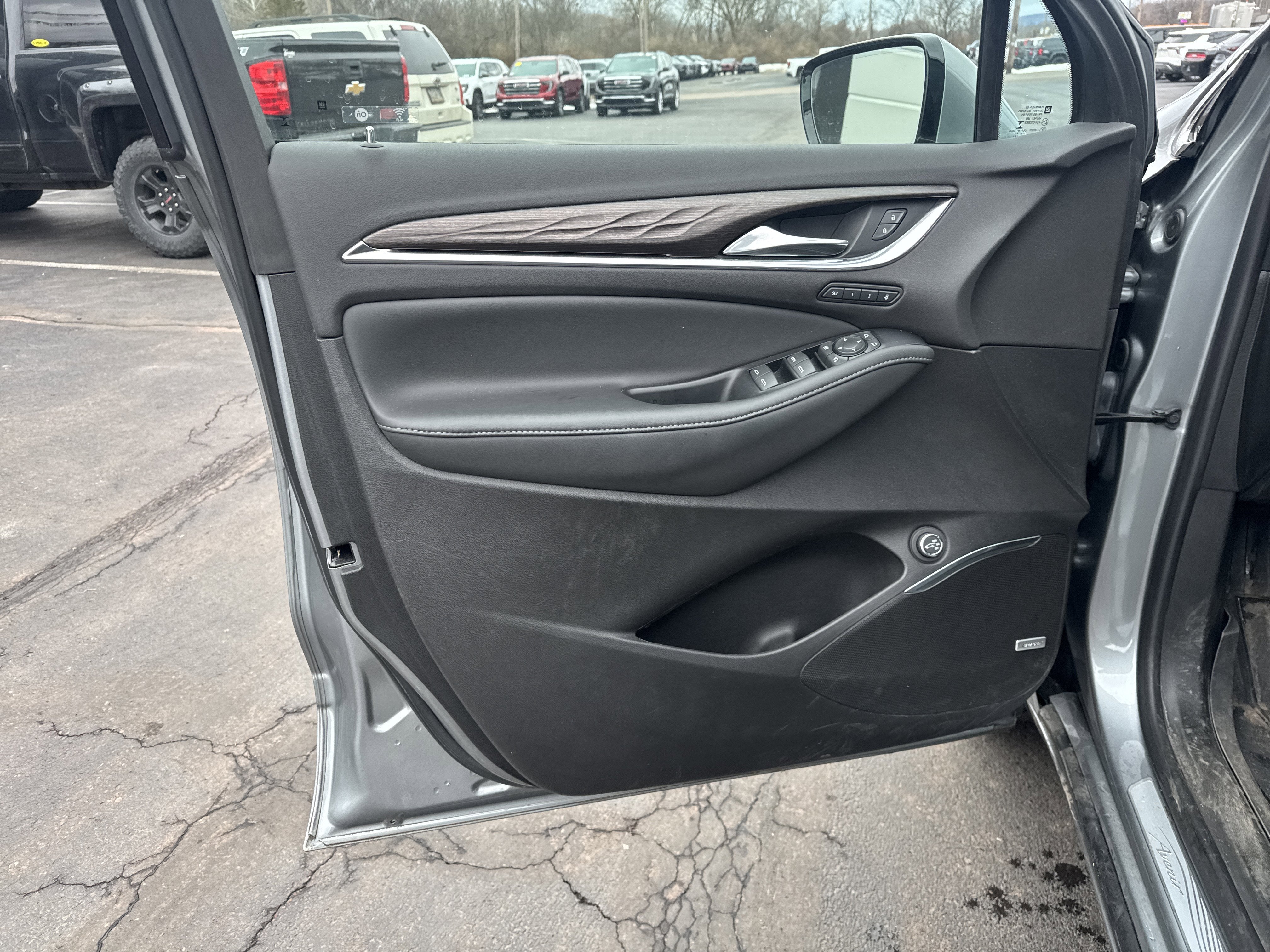 2023 Buick Enclave Avenir