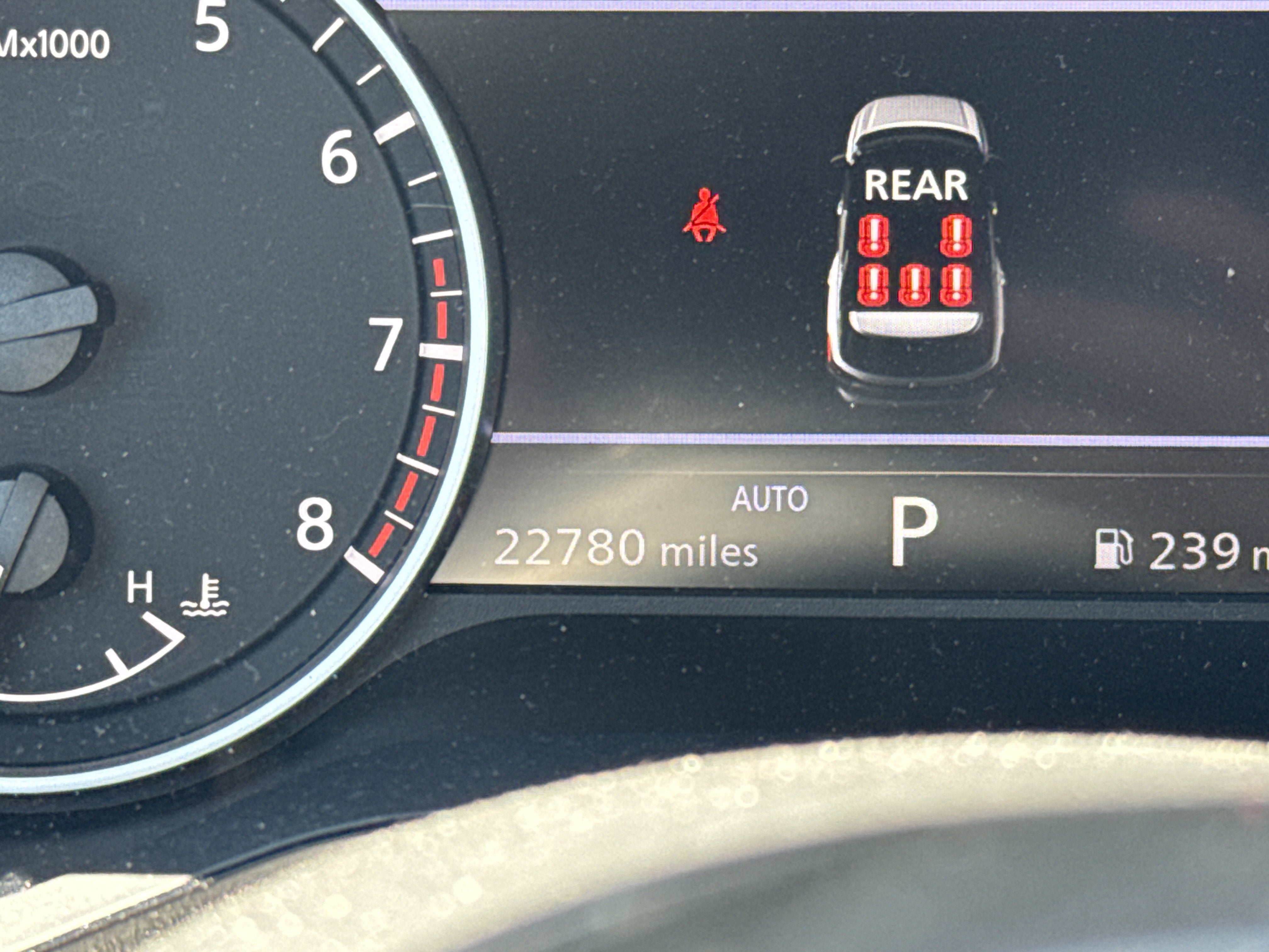2023 Nissan Pathfinder SL 4WD