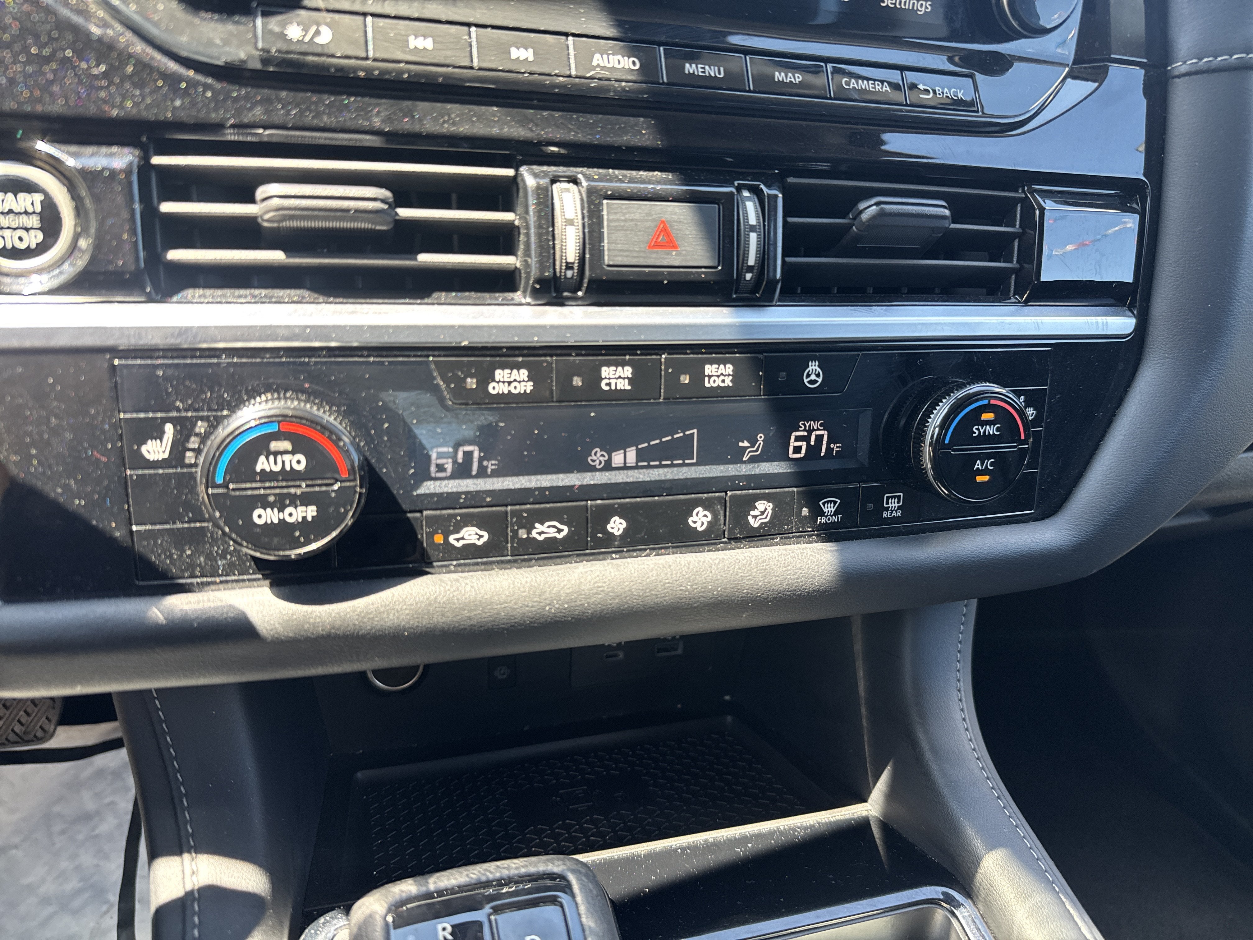 2023 Nissan Pathfinder SL 4WD