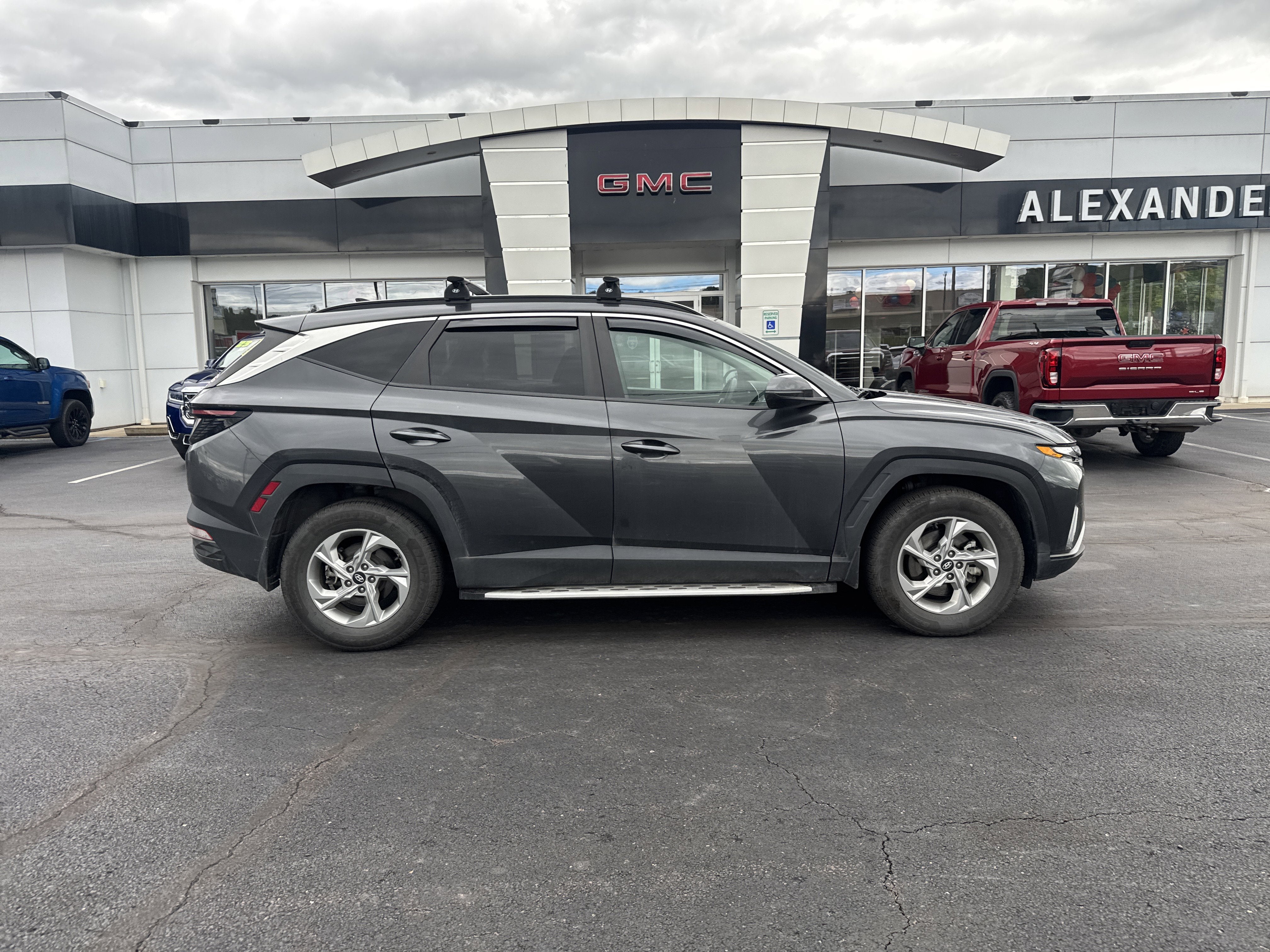 2022 Hyundai TUCSON SEL