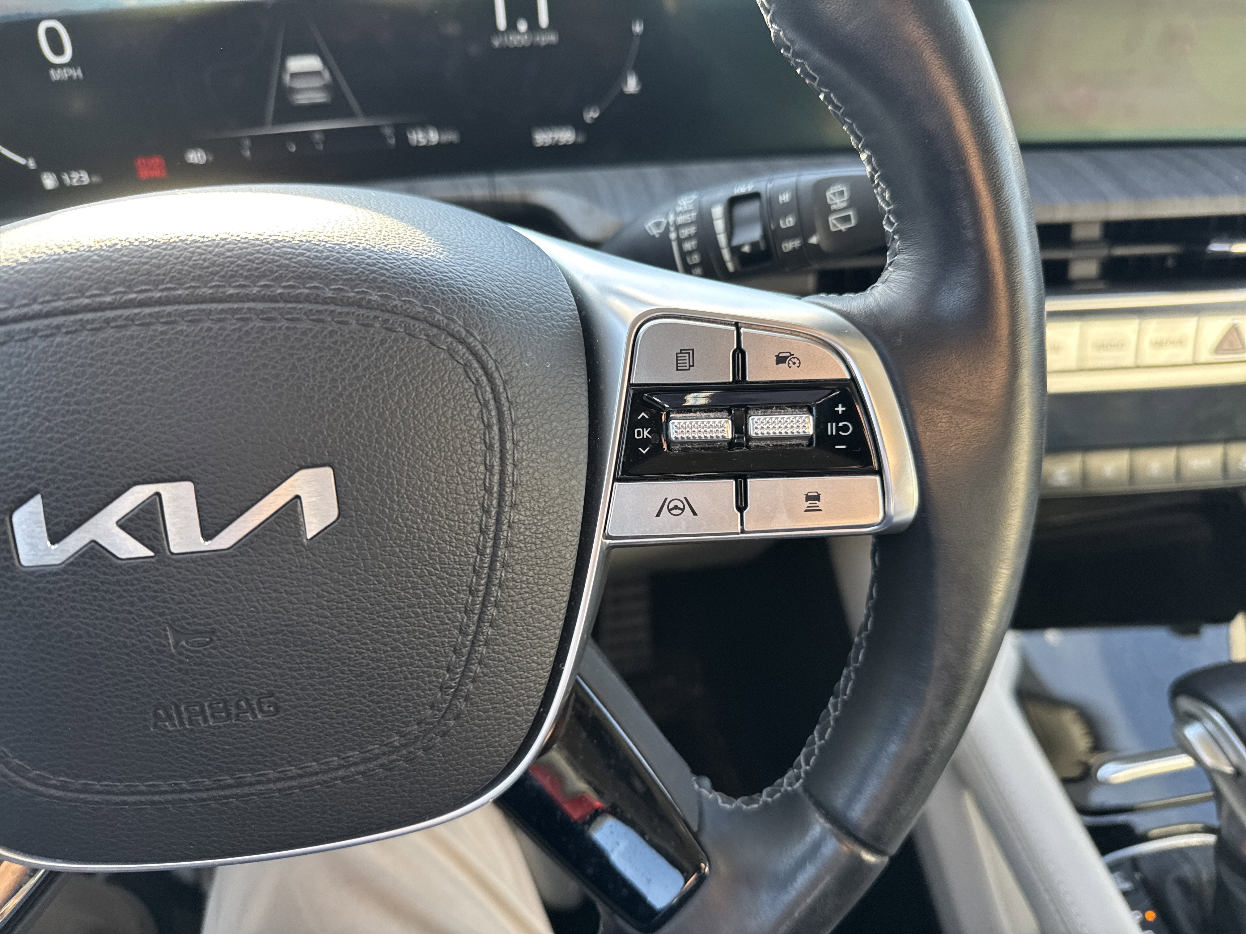 2023 Kia Telluride SX