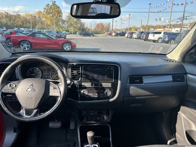 2019 Mitsubishi Outlander ES