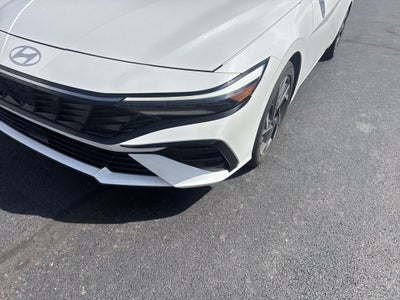 2025 Hyundai ELANTRA SEL Convenience